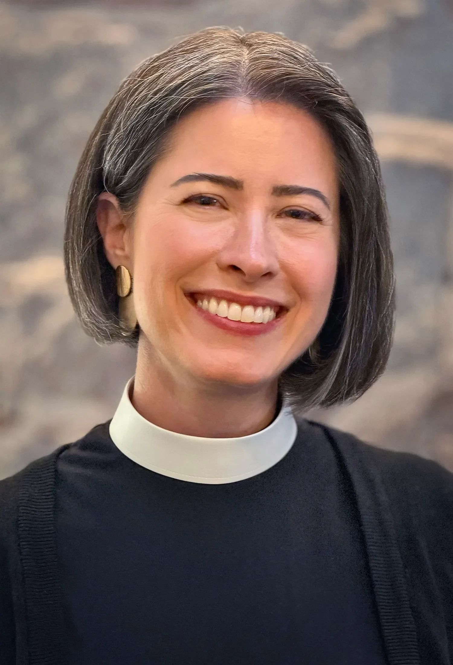 Portrait of Amy, Reverend and Associate Rector at St. Thomas’ Church Whitemarsh.