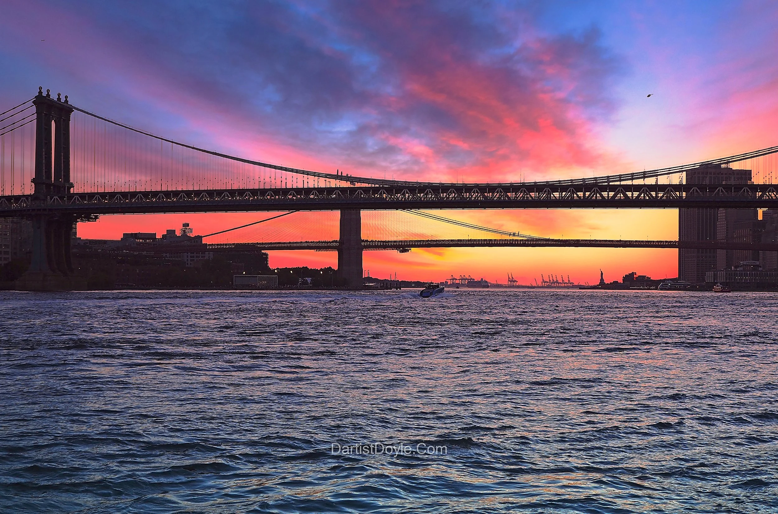Sunset - Brooklyn Bridge - New York