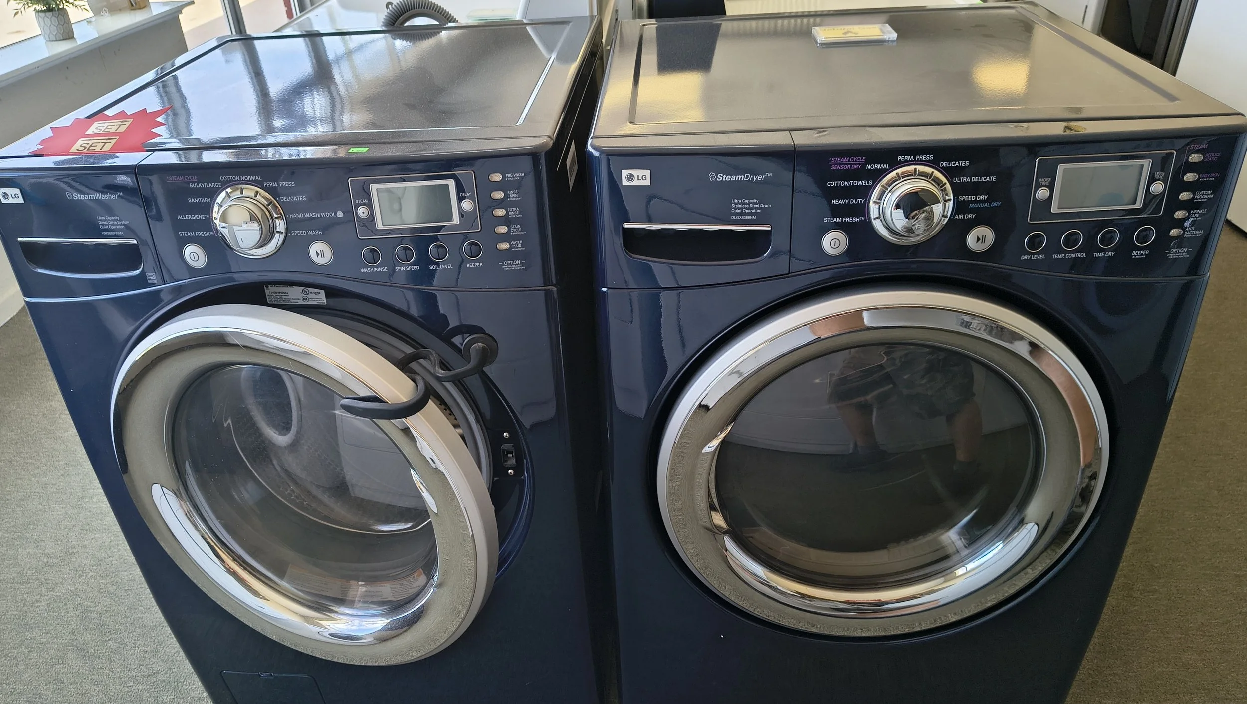 LG Washer and Natural Gas Dryer Set