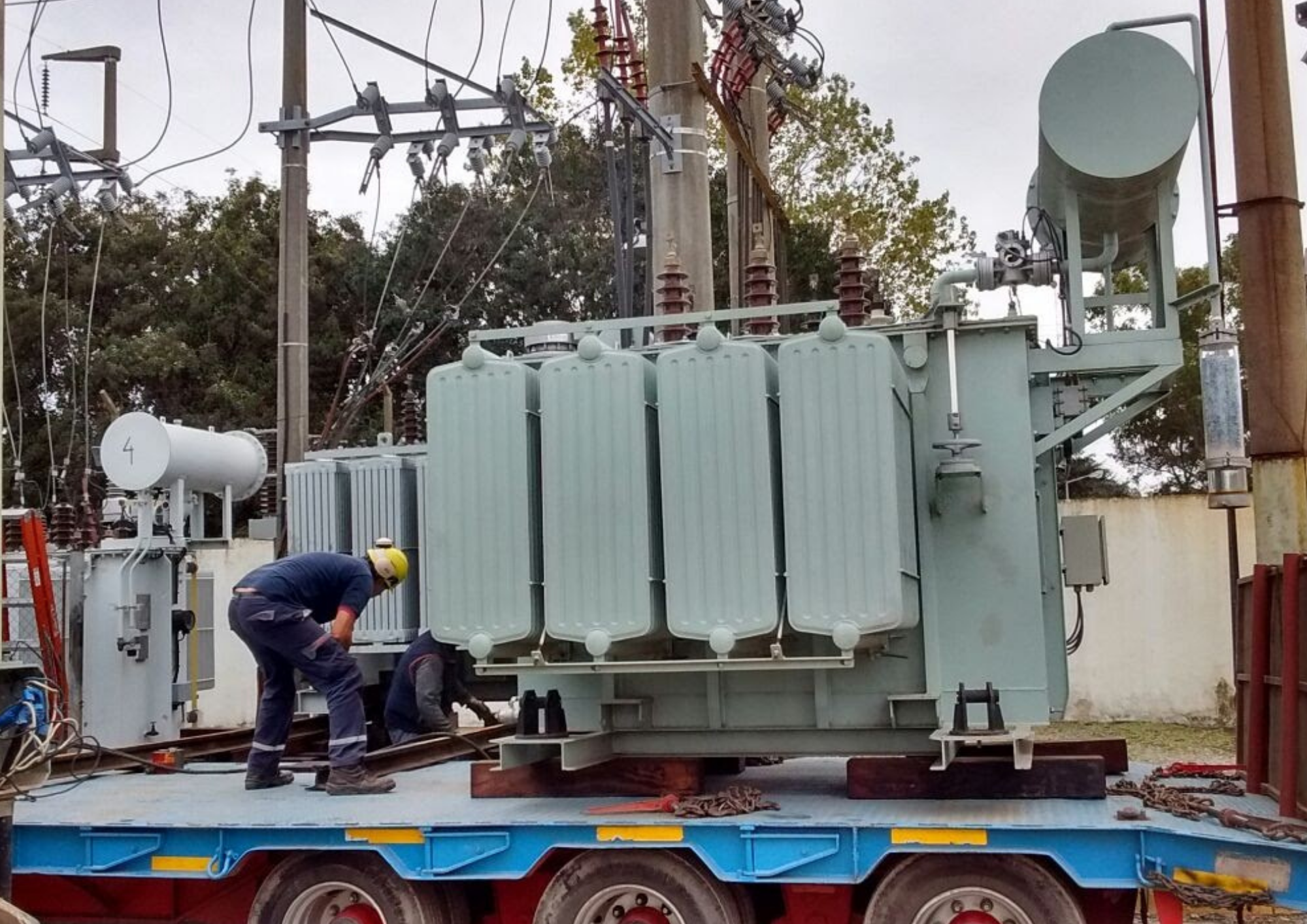 Trabajo de mantenimiento electrico.