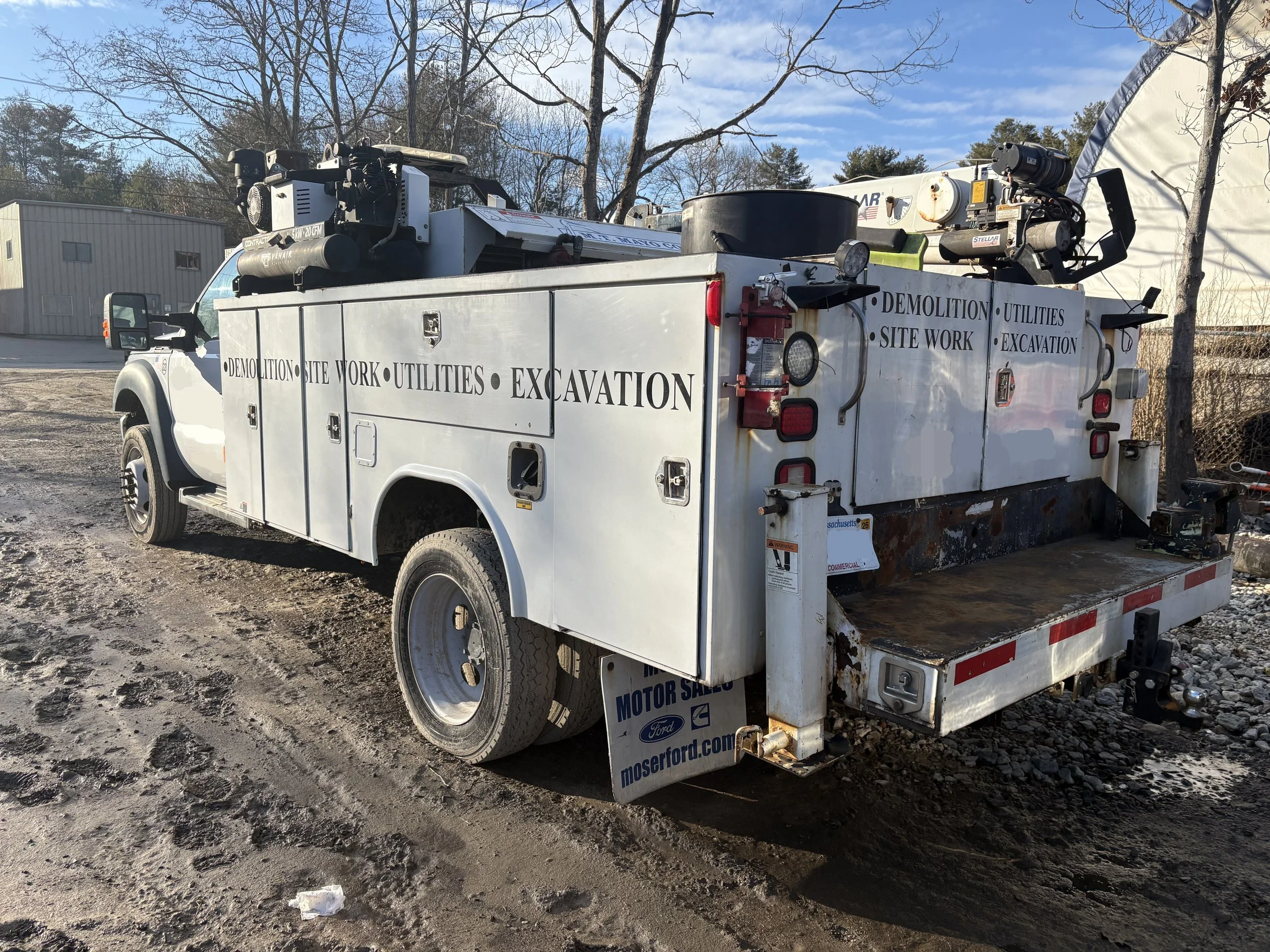 ServiceTruck4.jpg