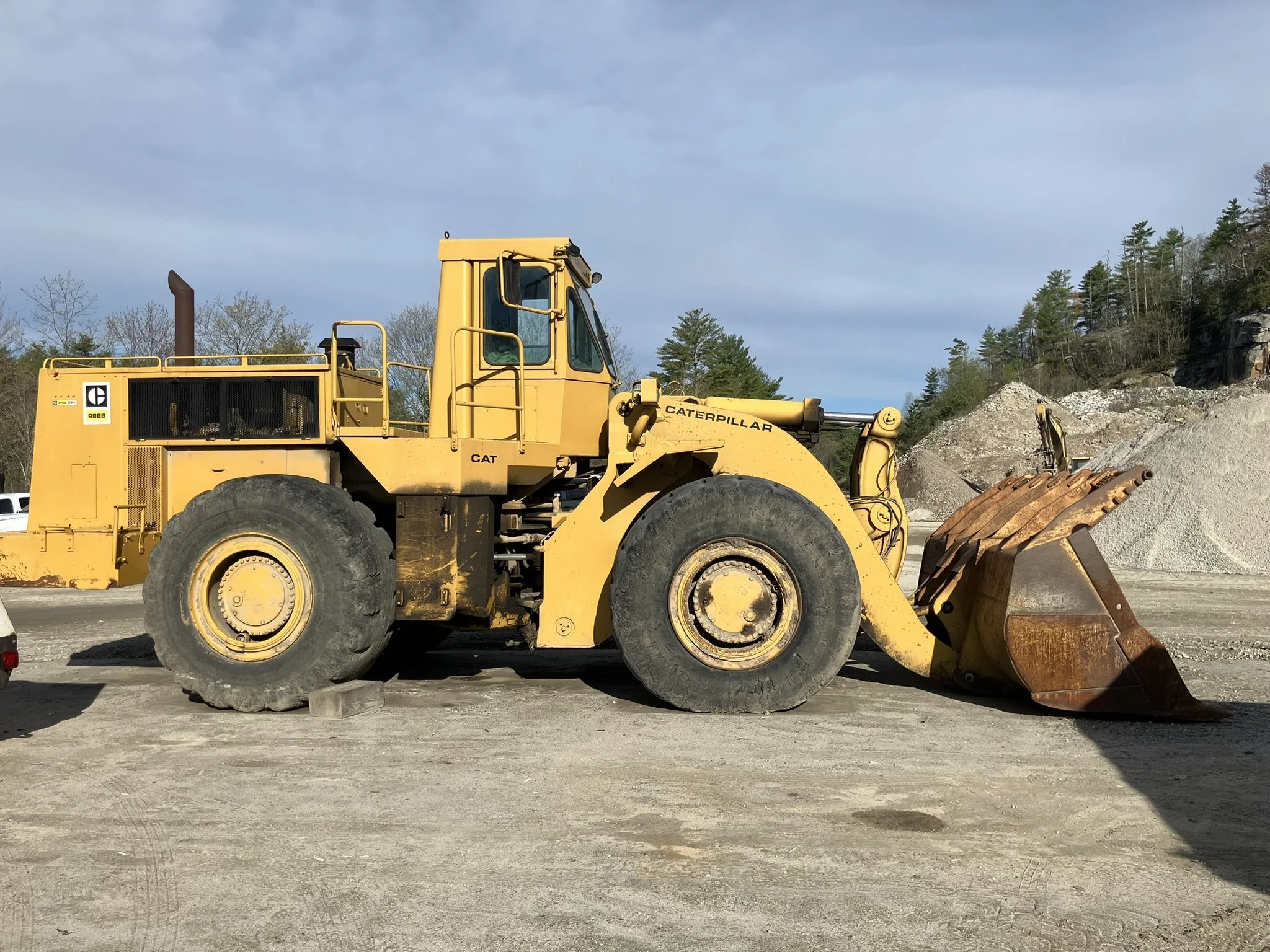 CAT 988B Wheel Loader