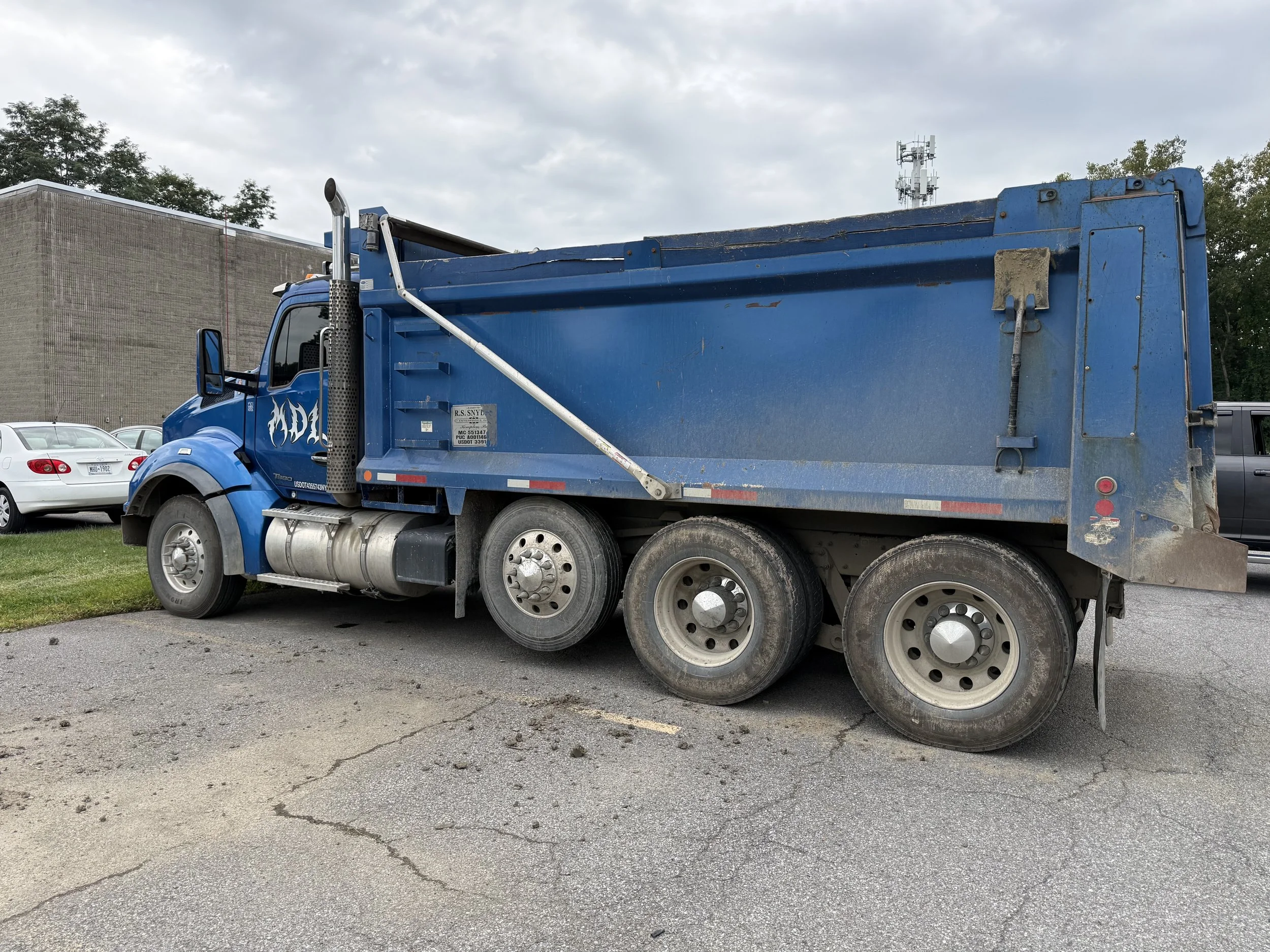 2018 Kenworth T880 Dump Truck