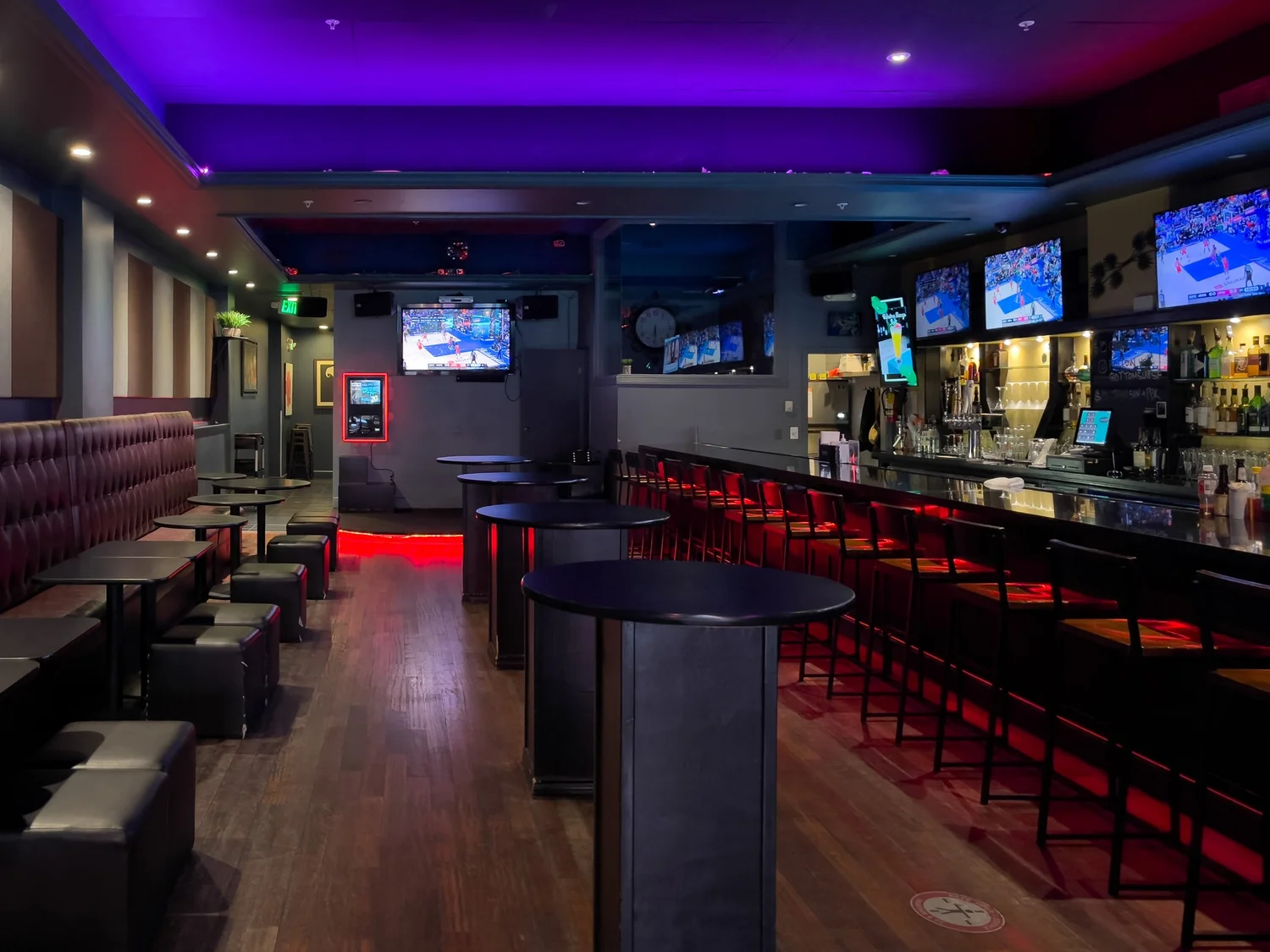 Bar photo 1