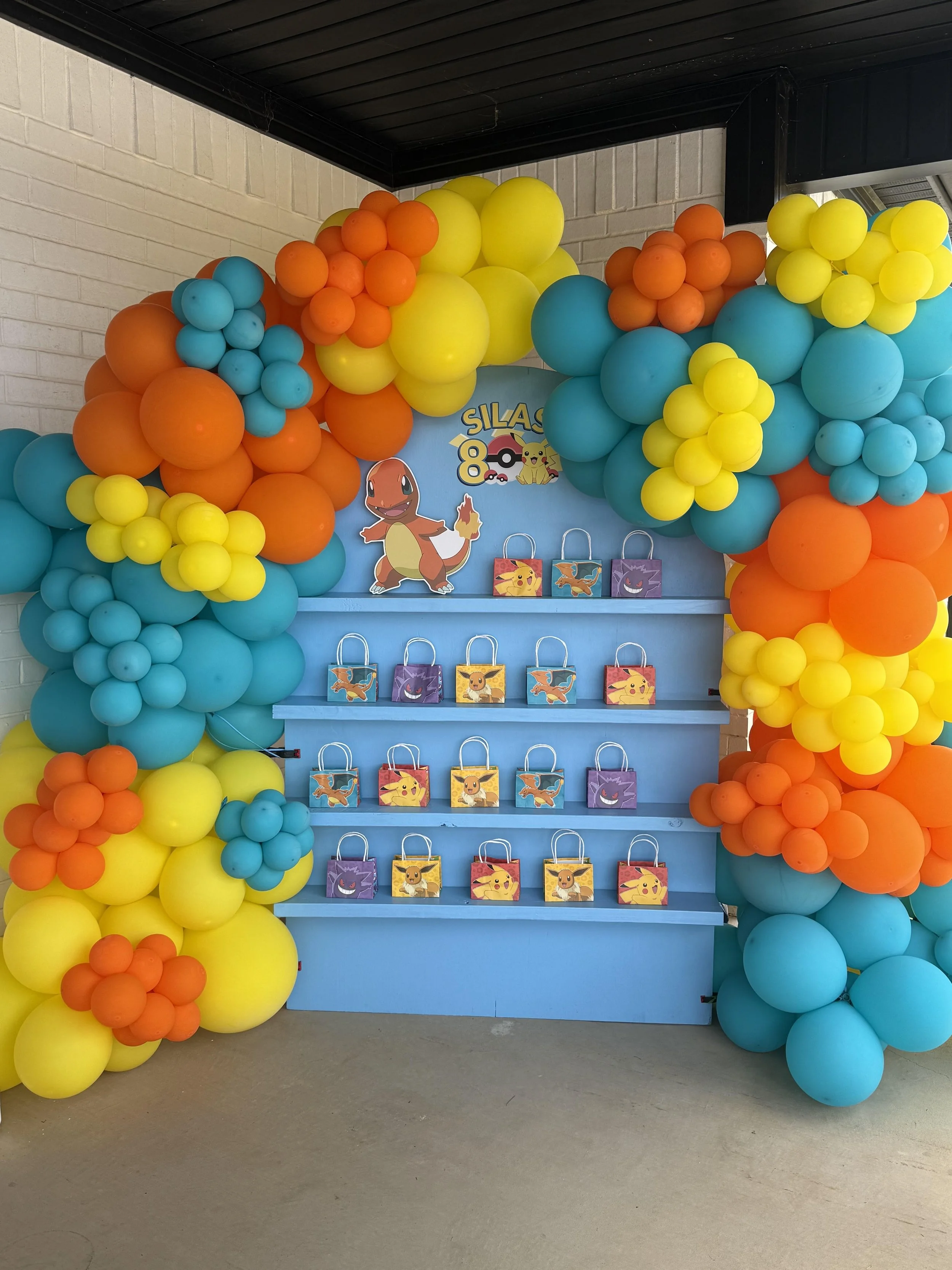 Arched Backdrop and full balloon Garland