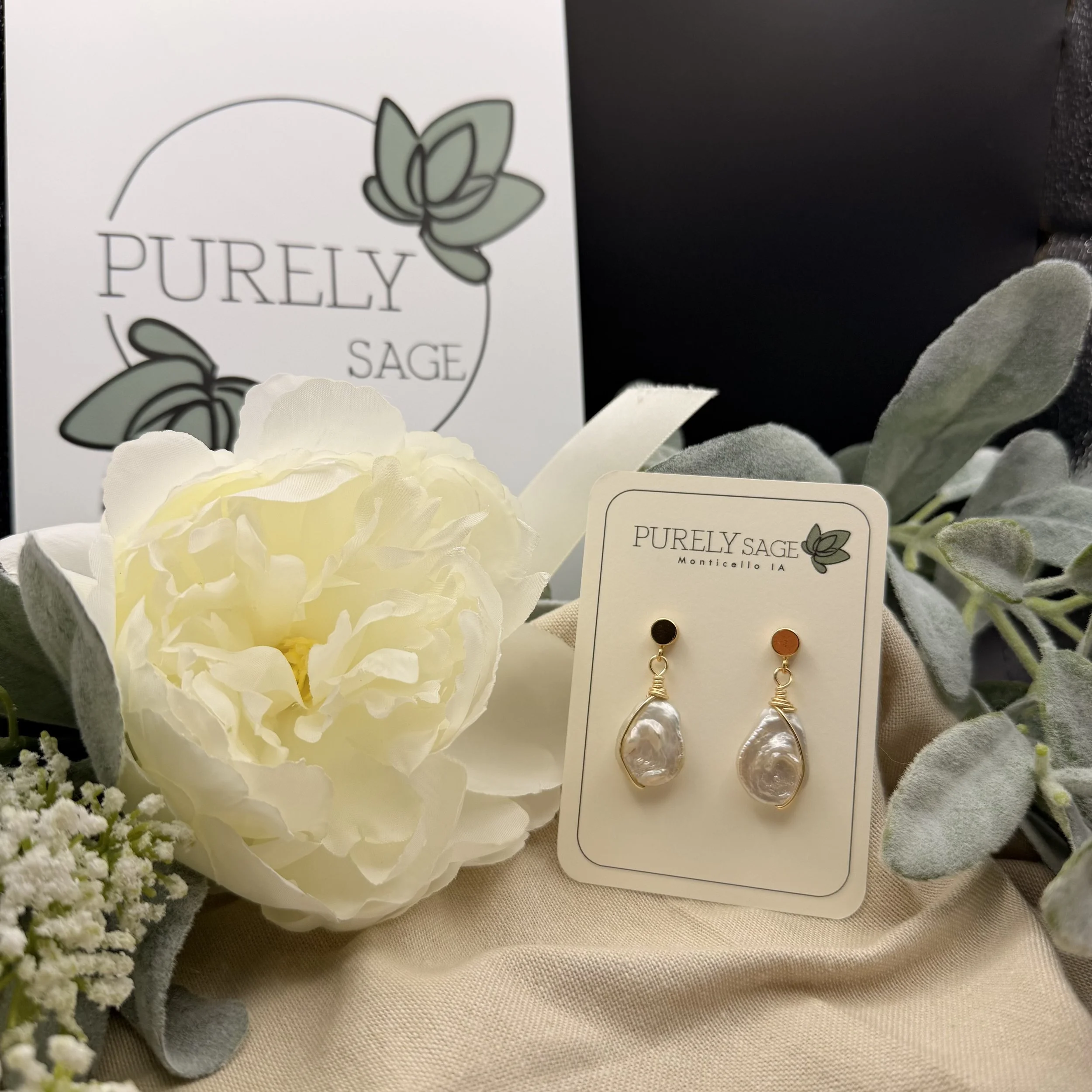 Golden Tide Coin Pearl Earrings