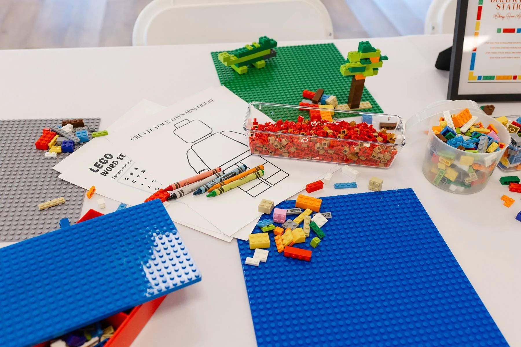 Stack, Build & Play Station