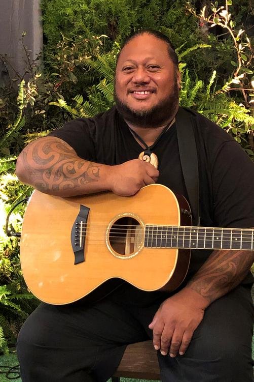 Live musical guest performing at New Thought Center of Hawaiʻi