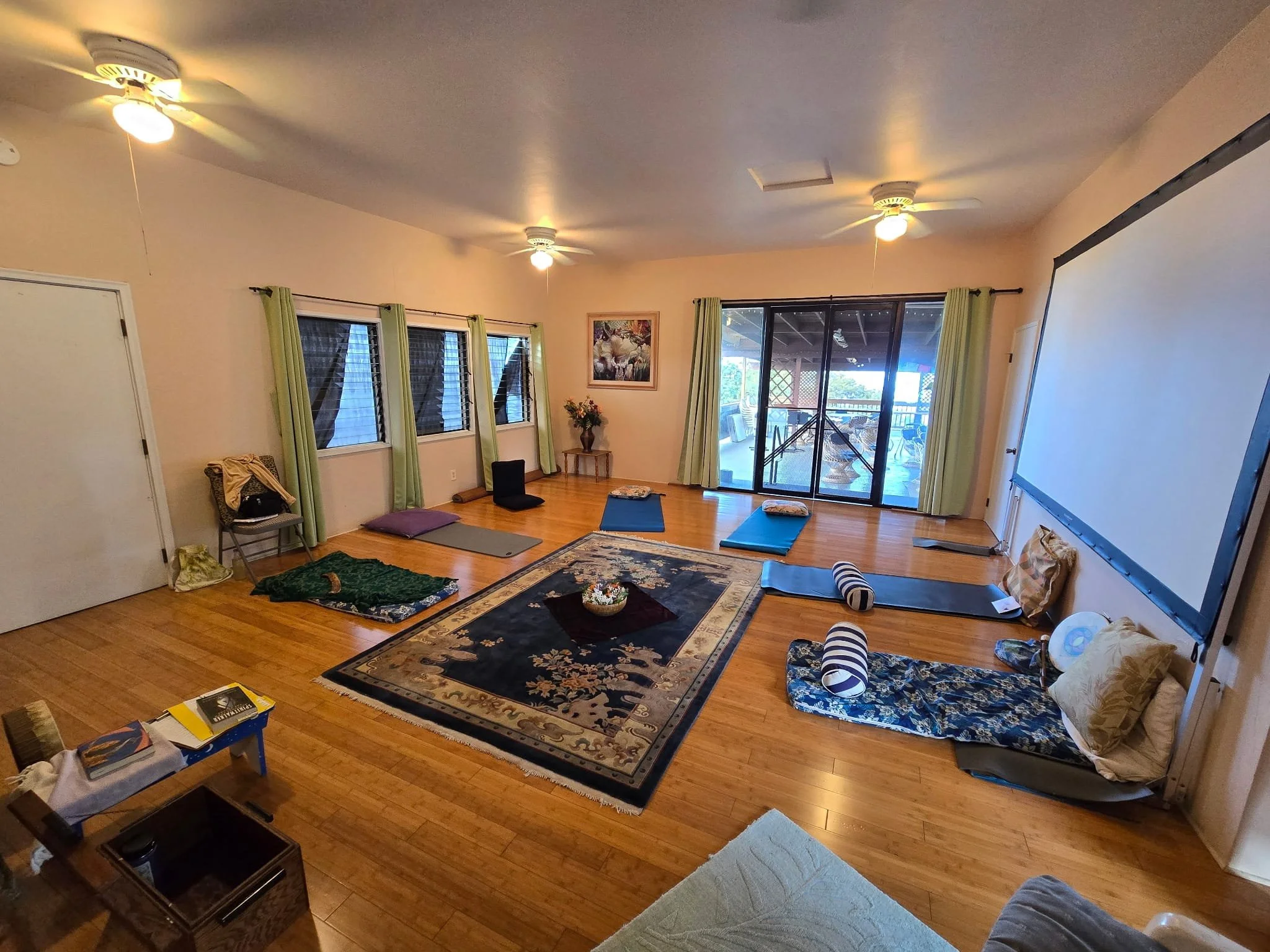 Honua Room sanctuary interior at New Thought Center of Hawaiʻi in Kealakekua