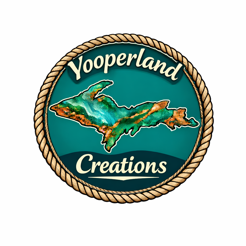 Yooperland Logo linked to Instagram