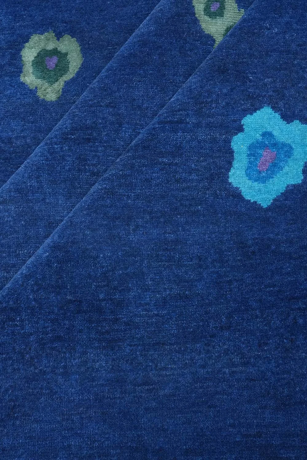 CFarr - Commune - Psychedelic Collection - Poppy Winter - 60" x 158" - Detail_Cropped.jpg