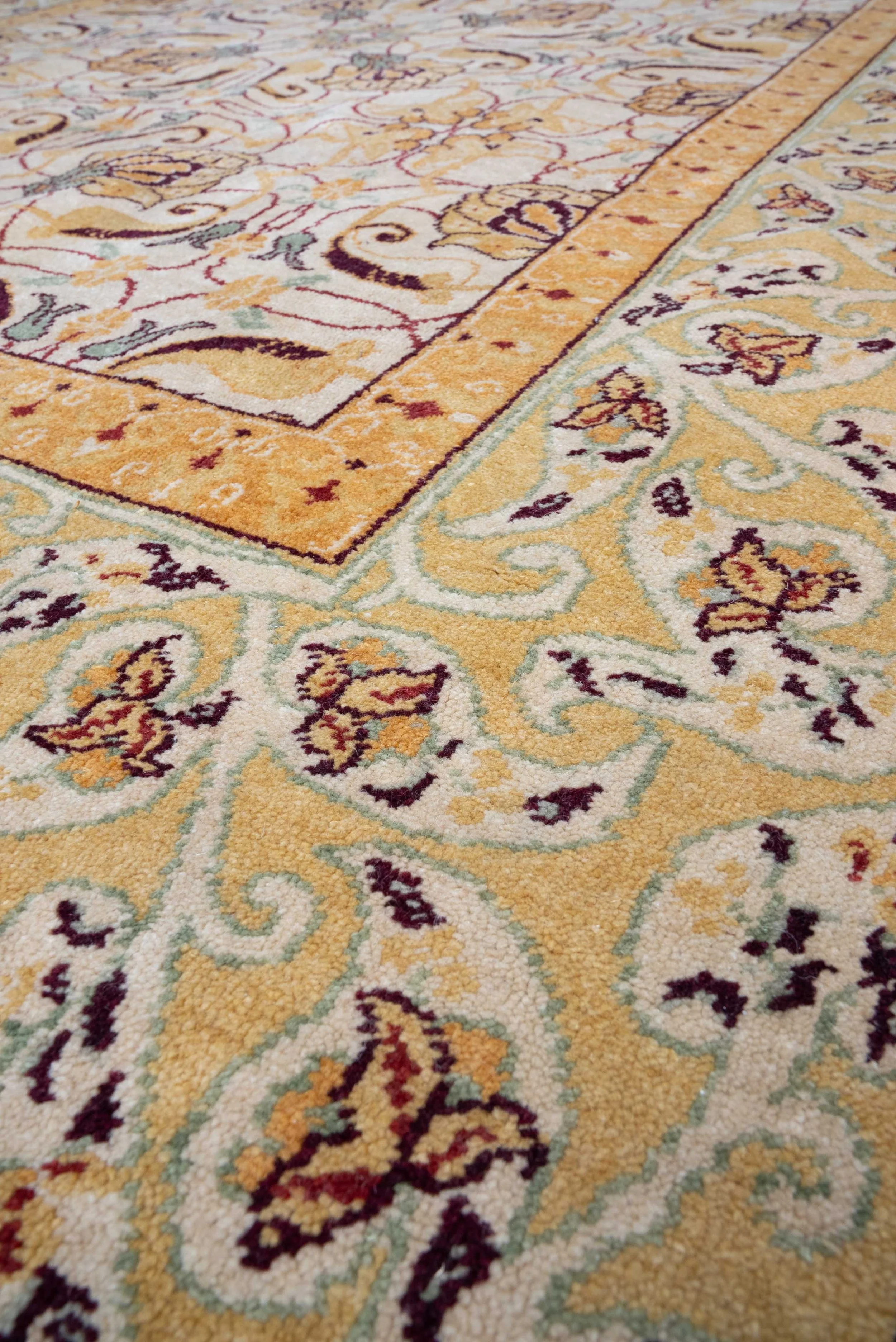 ornate-01755.jpg