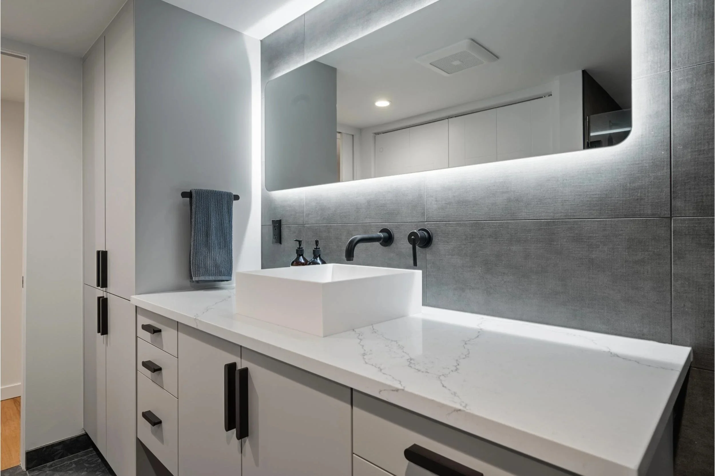 Rhodes-WestSeattleGatewood-Renovation-49.jpg