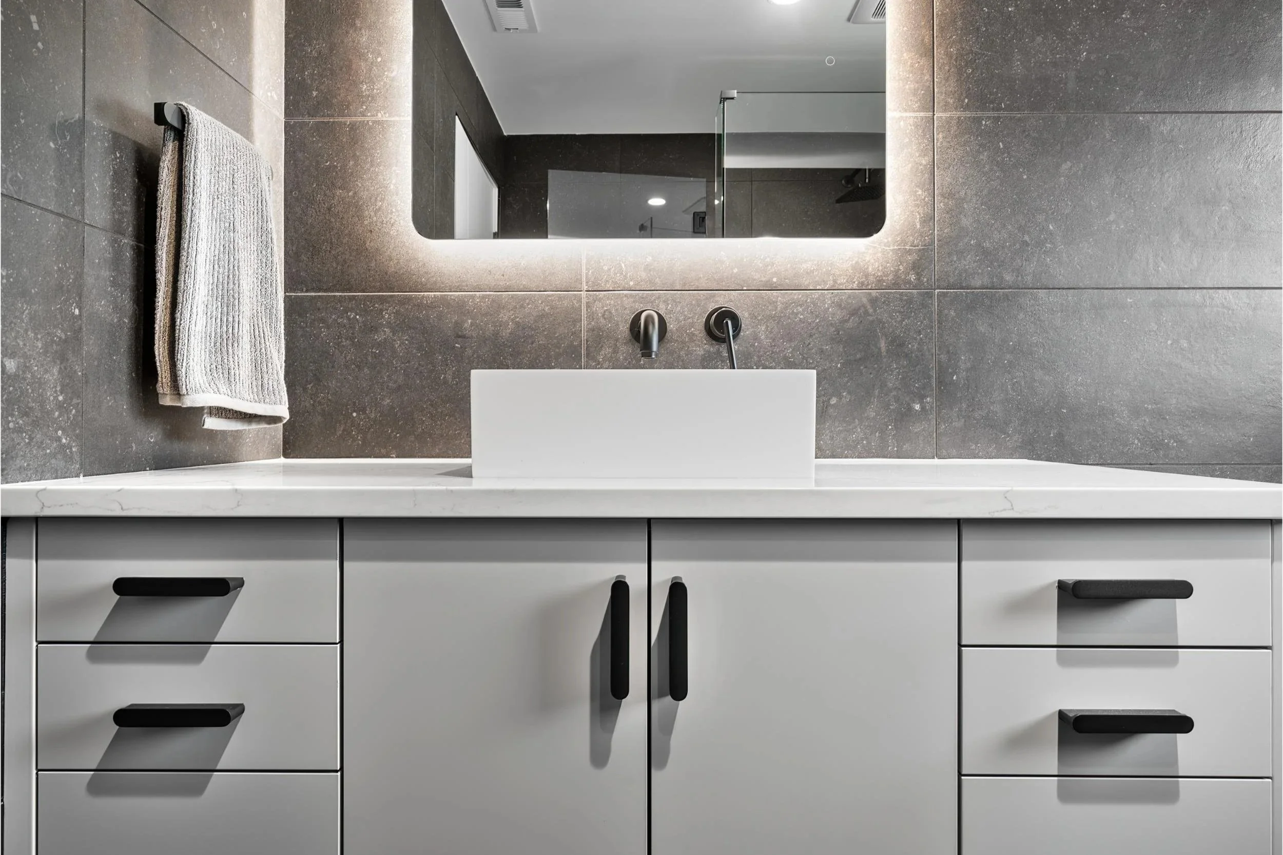 Rhodes-WestSeattleGatewood-Renovation-11.jpg