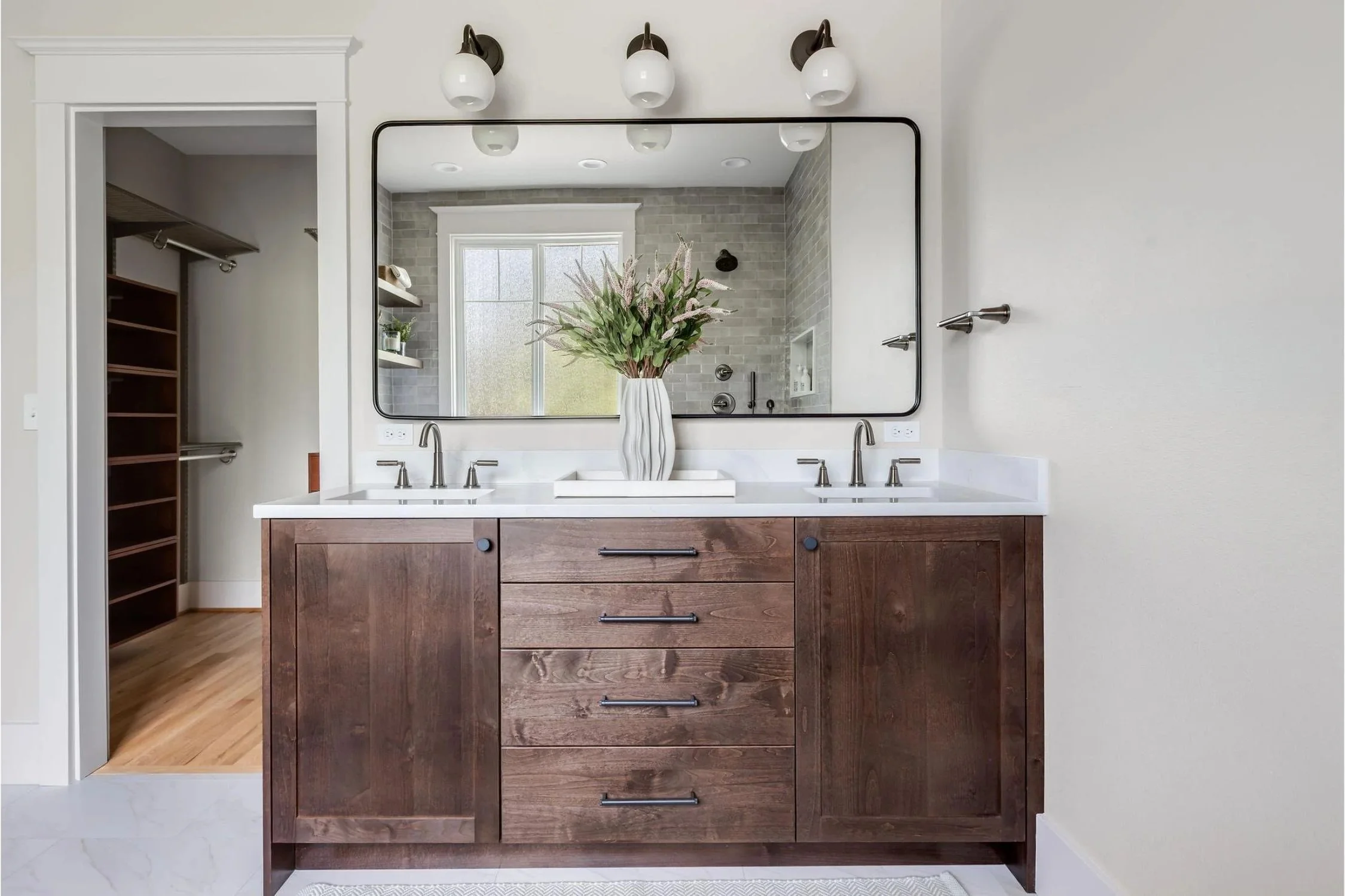 Rhodes-Ravenna-PrimaryBath-Renovation-7.jpg