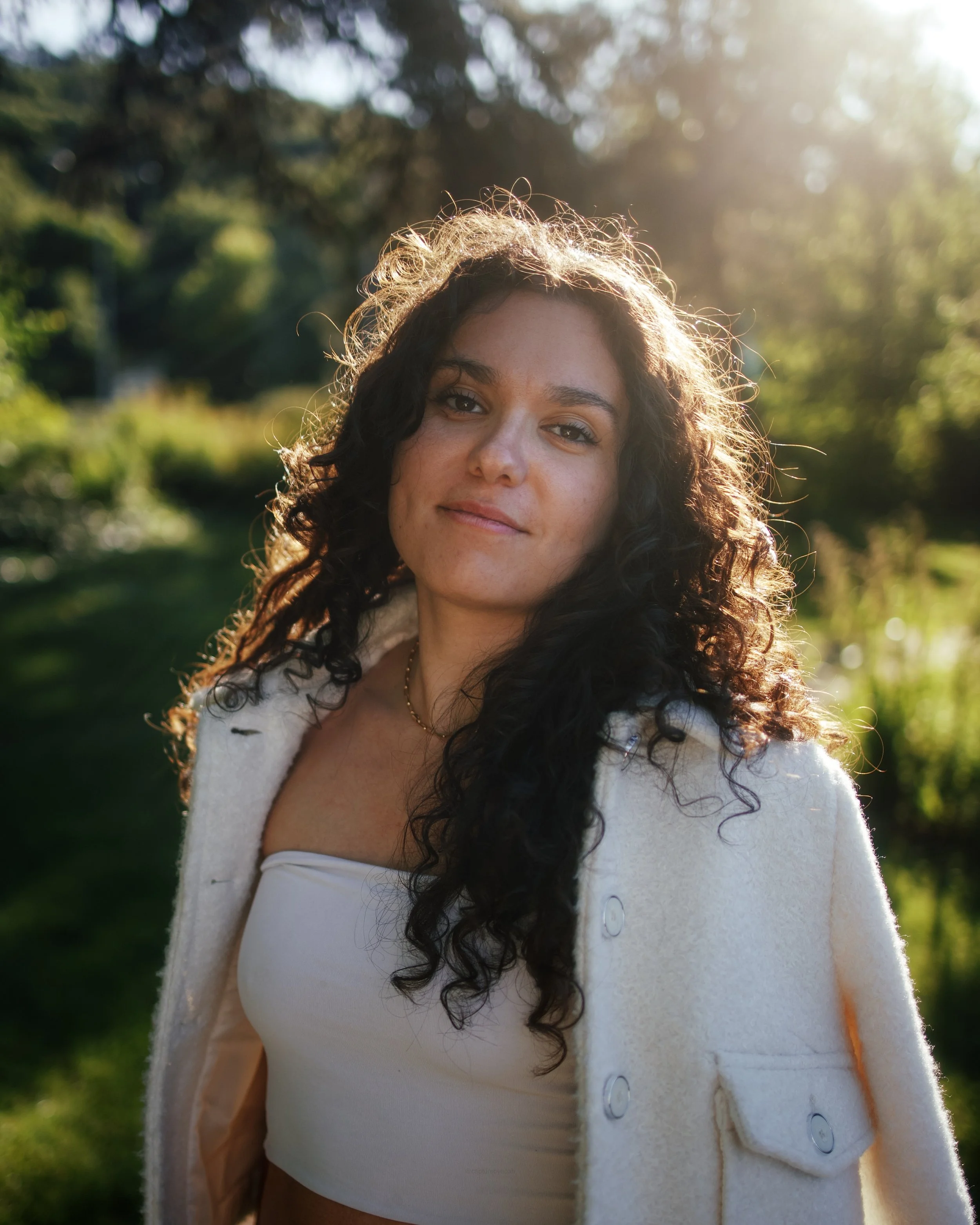 Noemie Portrait 2.jpg