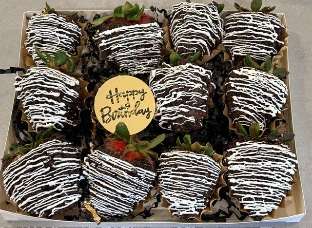 Deluxe Oreo Strawberry.jpg