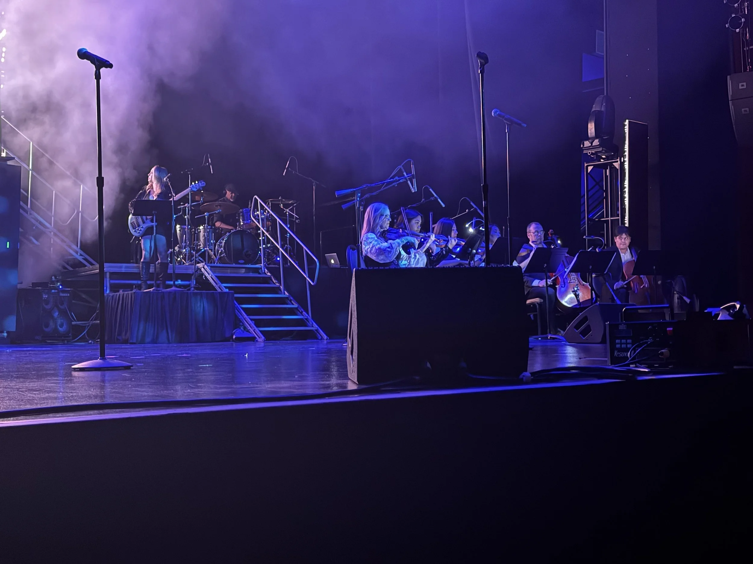 Savannah Cerizo of Luna Solis Live at the Orleans Show Room in Las Vegas, Nevada. Performing with Pierre Jovan and the Motown Orchestra.