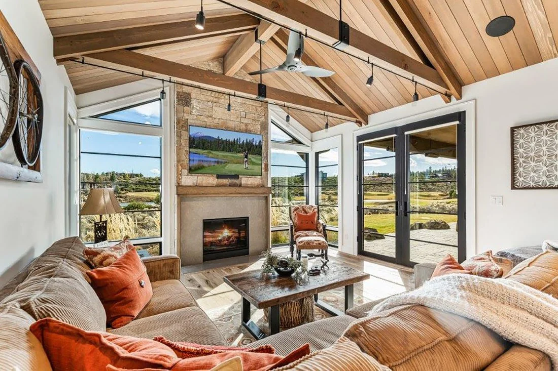 modern farmhouse 4.jpg