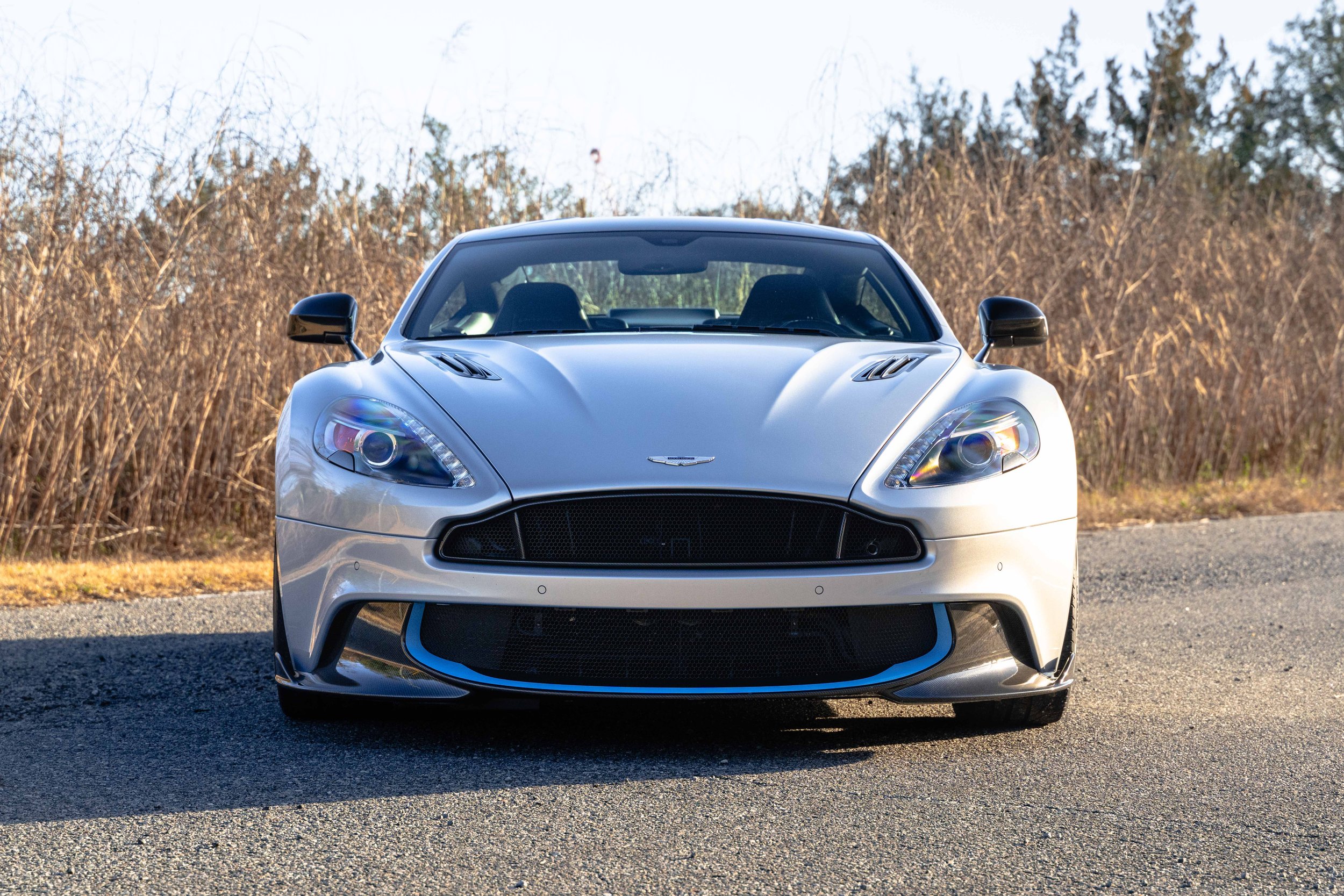 Aston Martin-72.jpg