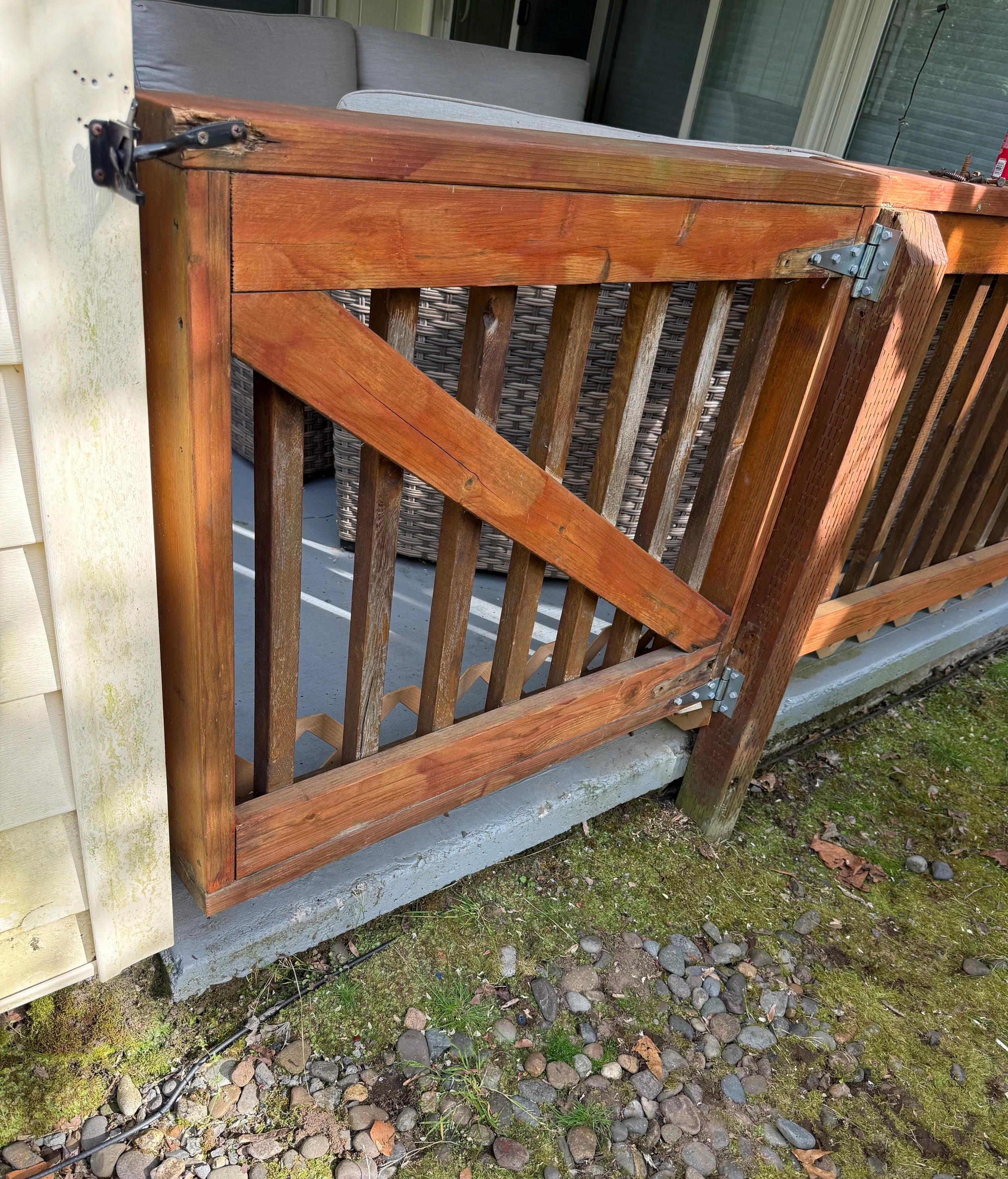 fixed gate