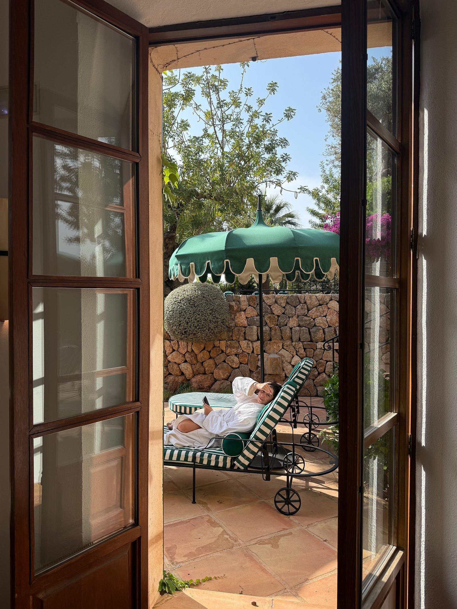 cc-portfolio-la-residencia-terrace.jpg