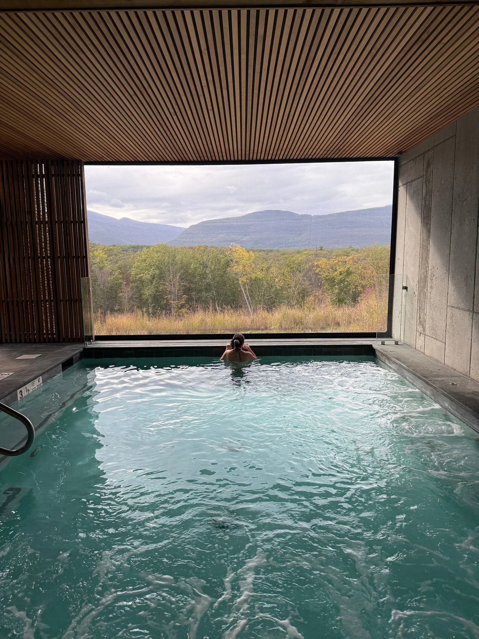 cc-portfolio-piaule-spa-pool.jpg