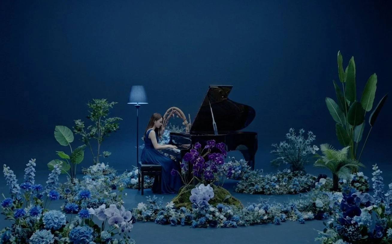 blue_piano.jpg