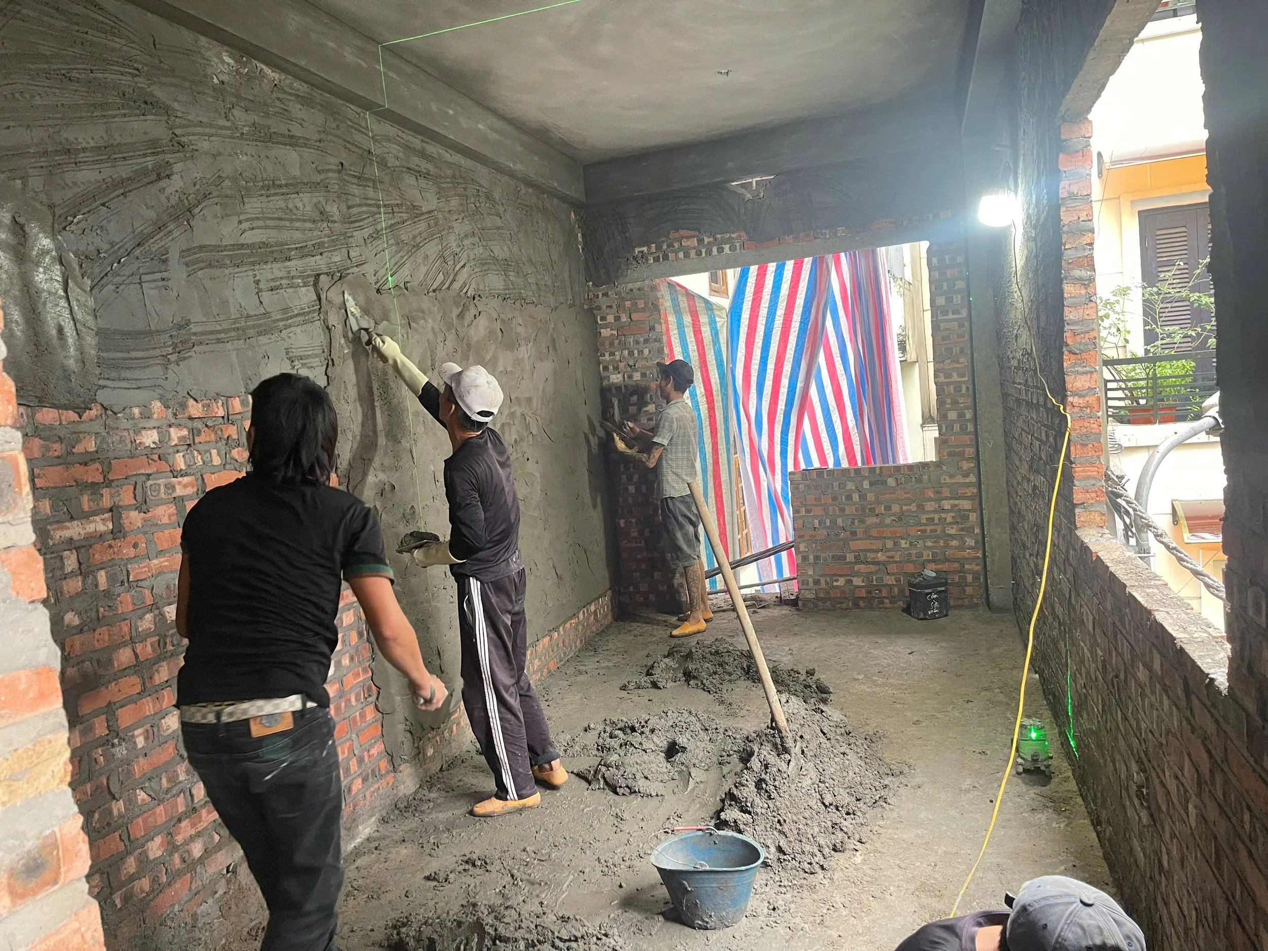 Ảnh thi công thực tế công trình Cầu Giấy - Xây trát hoàn thiện