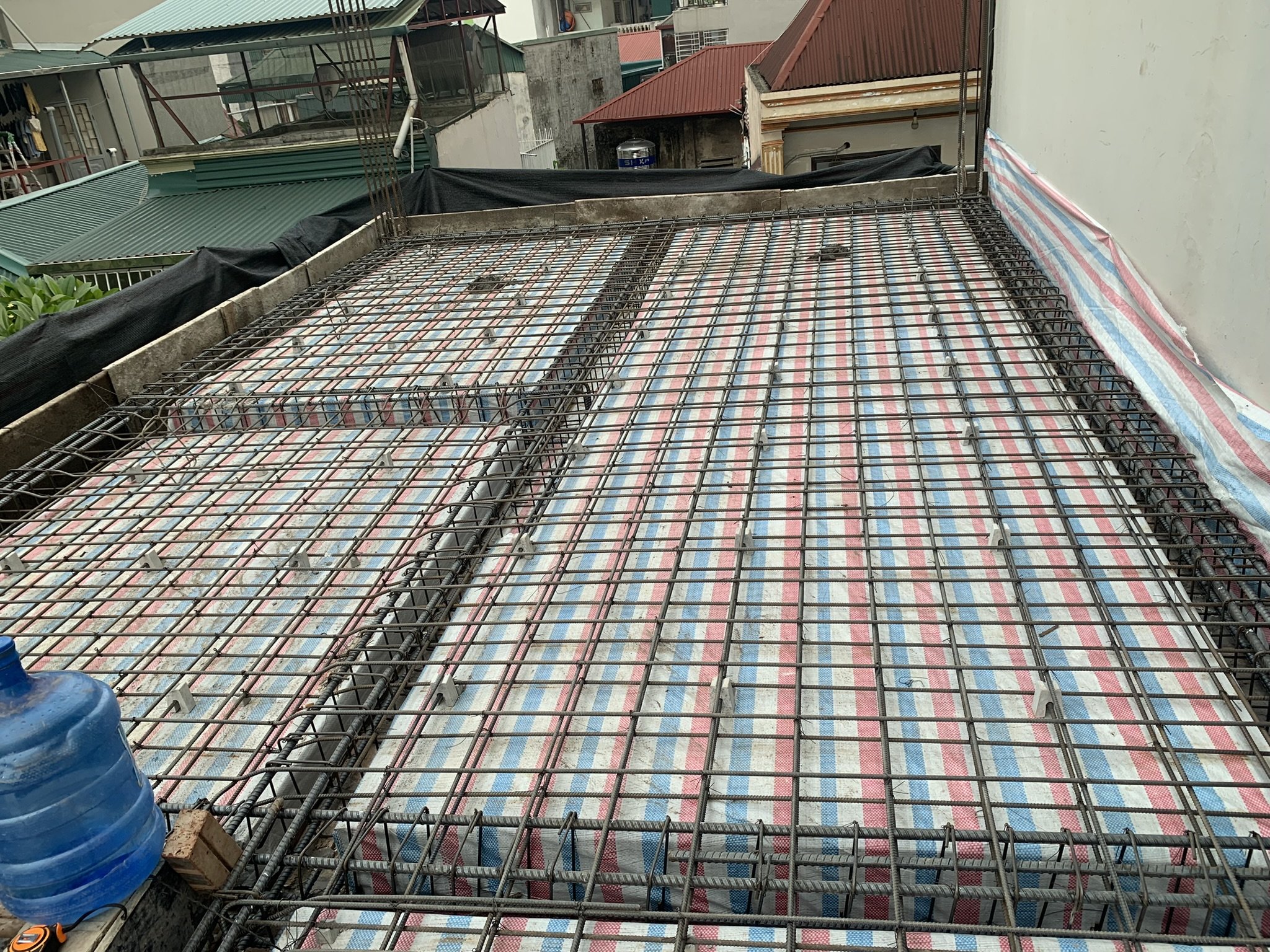 Thi công sàn tầng 4 nhà phố Khâm Thiên - ảnh 6