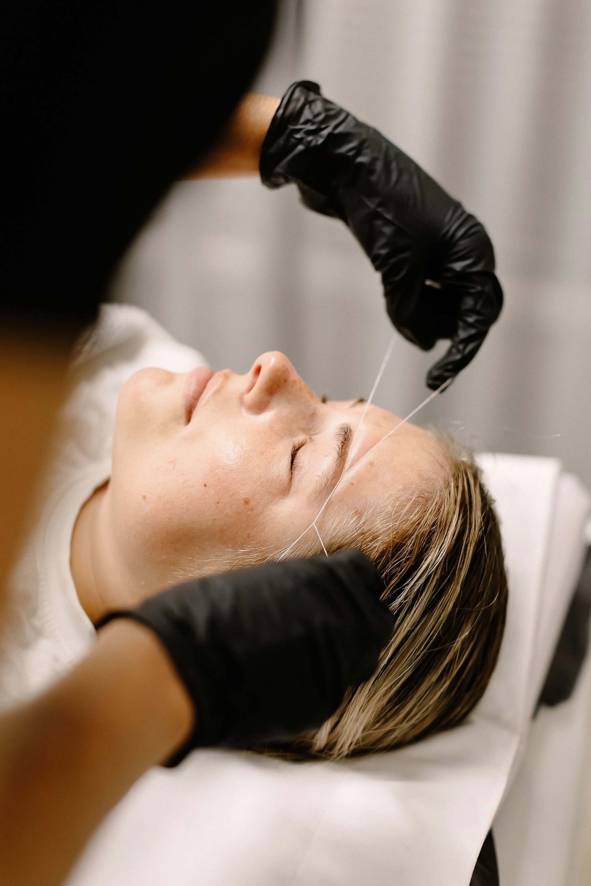 eyebrow threading