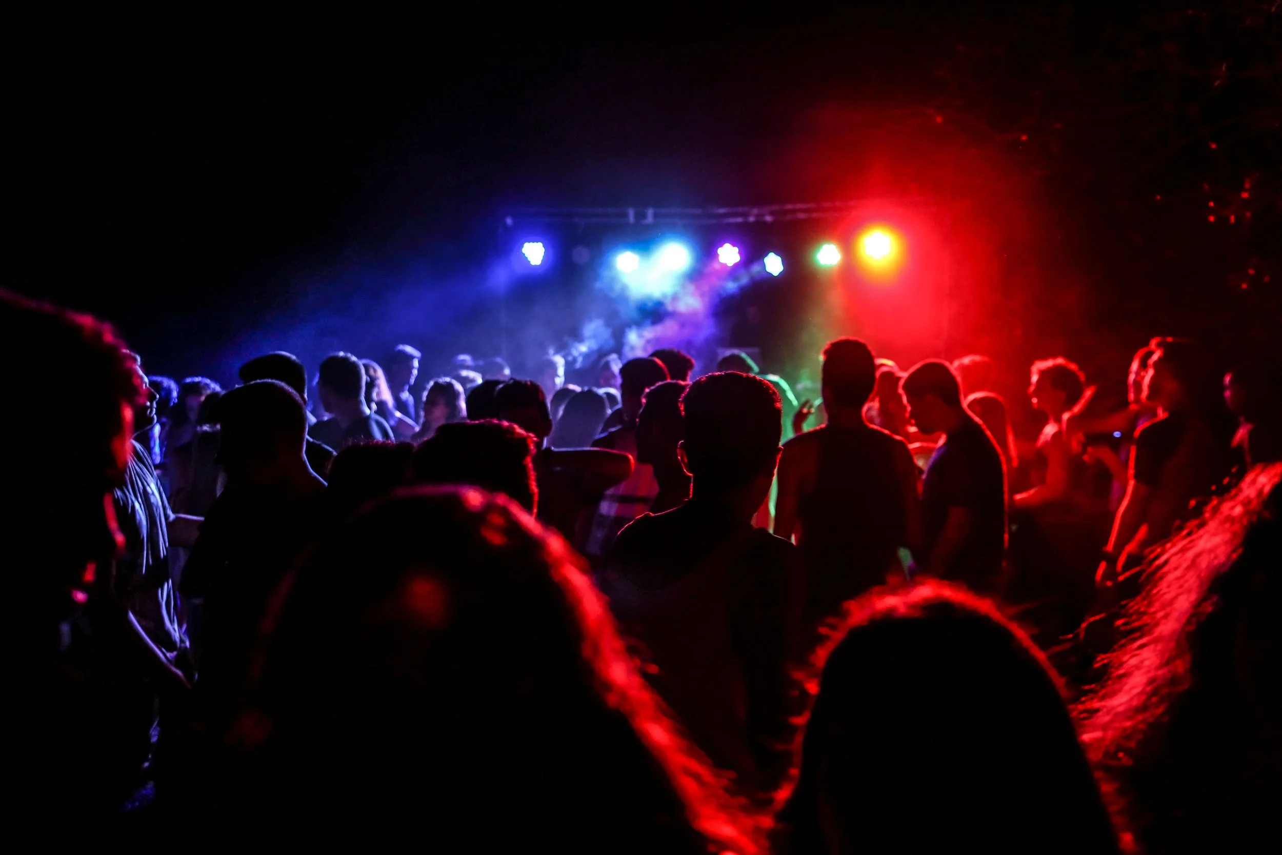 Eventbrite + POSH: Free Platforms That Actually Book Sales (Not Just Discovery)