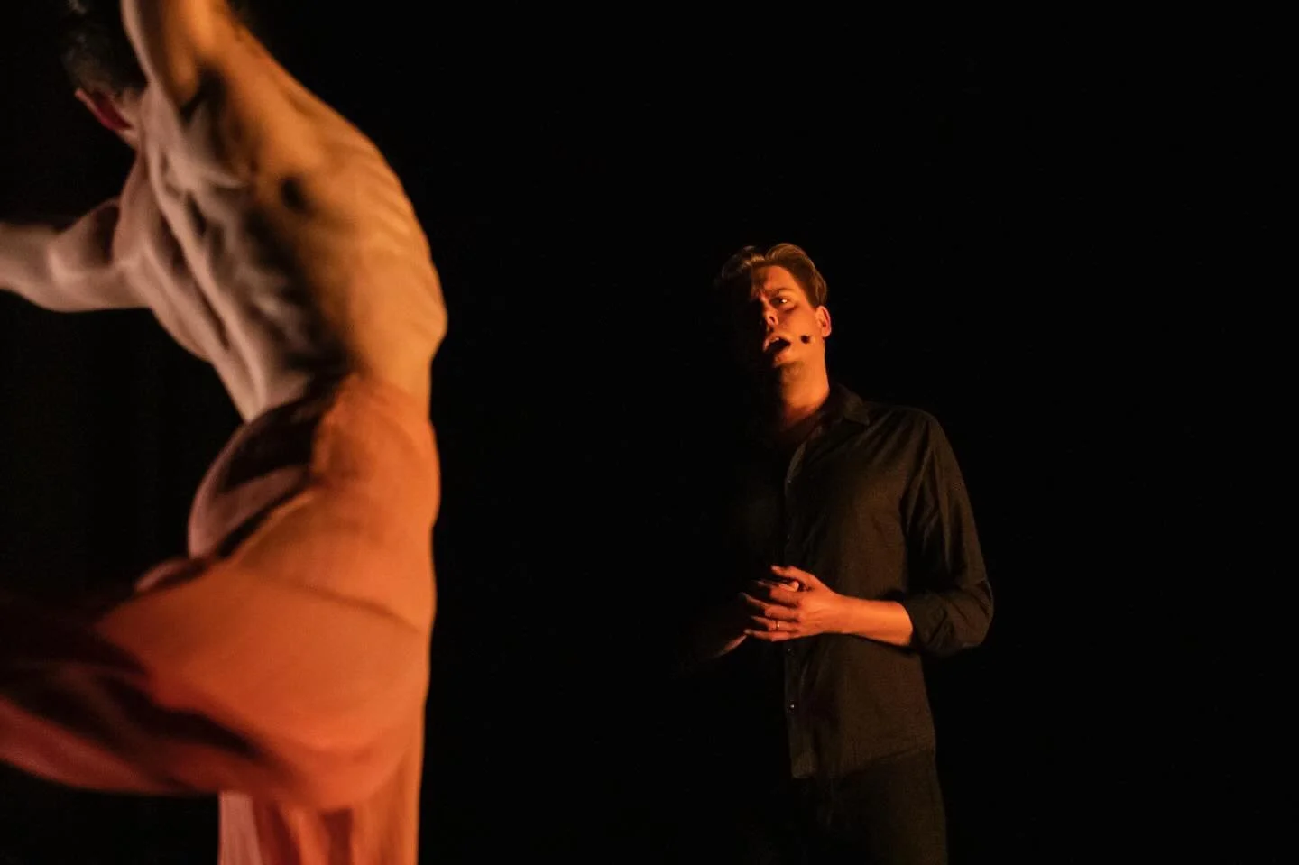 Beautiful shot by @pedrogreig
Telopea | New Breed 2018 | Sydney Dance Company
Choreographer: Janessa Dufty
Original composition performed live: Tobias Merz
Lighting Design: Alexander Berlage
Dancer: @berniejk 
Costume Design: Aleisa Jelbart