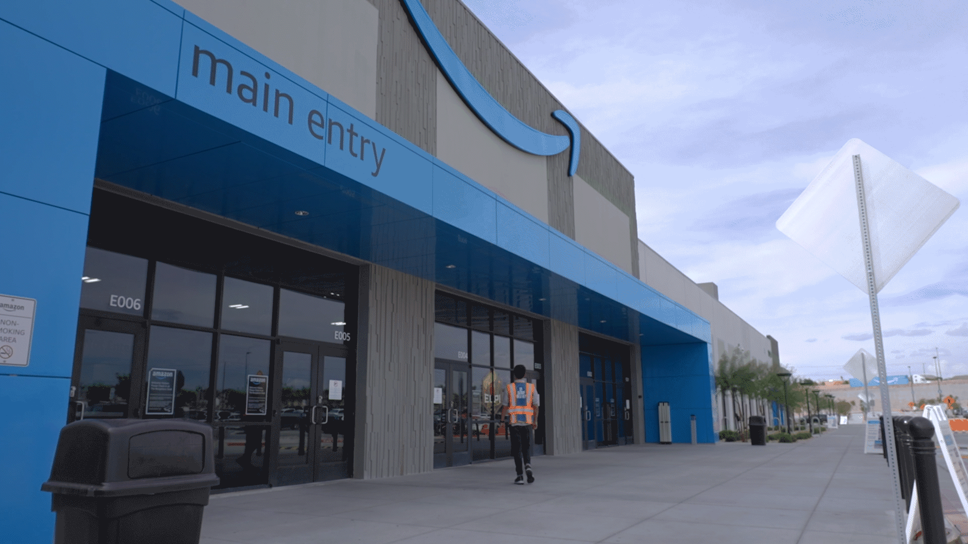 amazon_gif1.gif