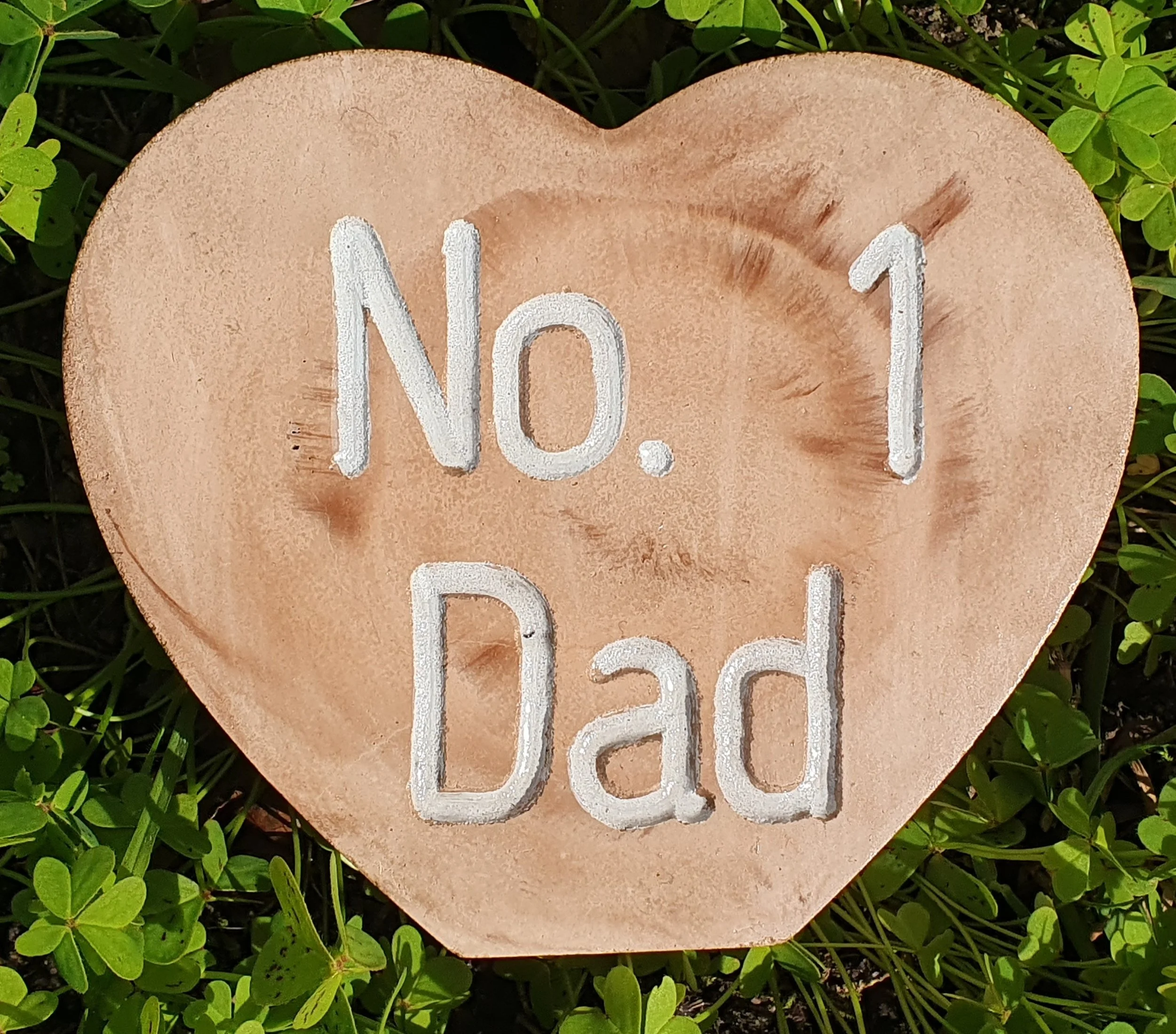 Small Father's Day engraved concrete heart in marbled light brown colour.