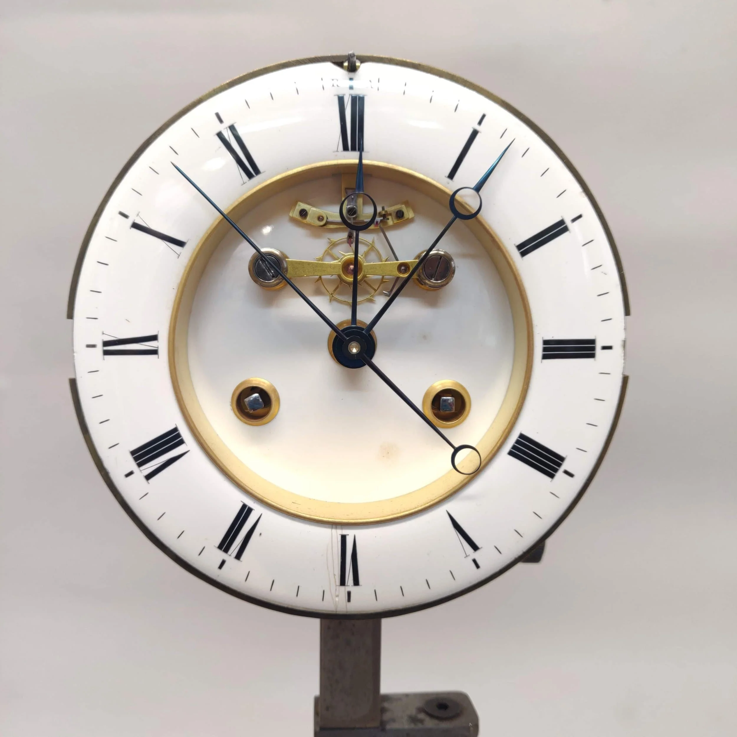 Horloge-pendule-Paris-reparation