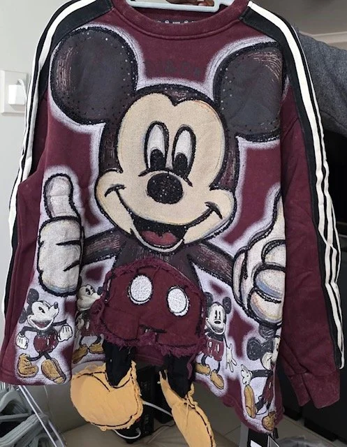 Oversized sweatshirt