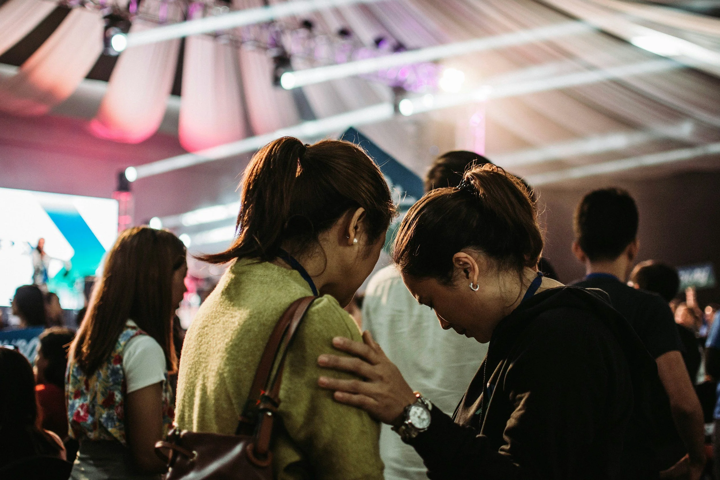 Geschichten, die bleiben: Warum emotionales Storytelling dein nächstes Event unvergesslich macht