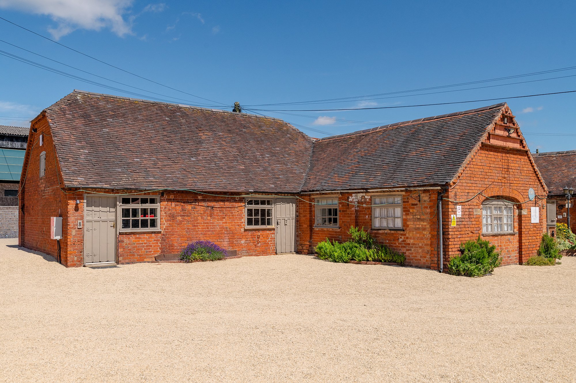Manor Farm 2nd Vist - by CharlieGeaterPhotography 1715.jpg