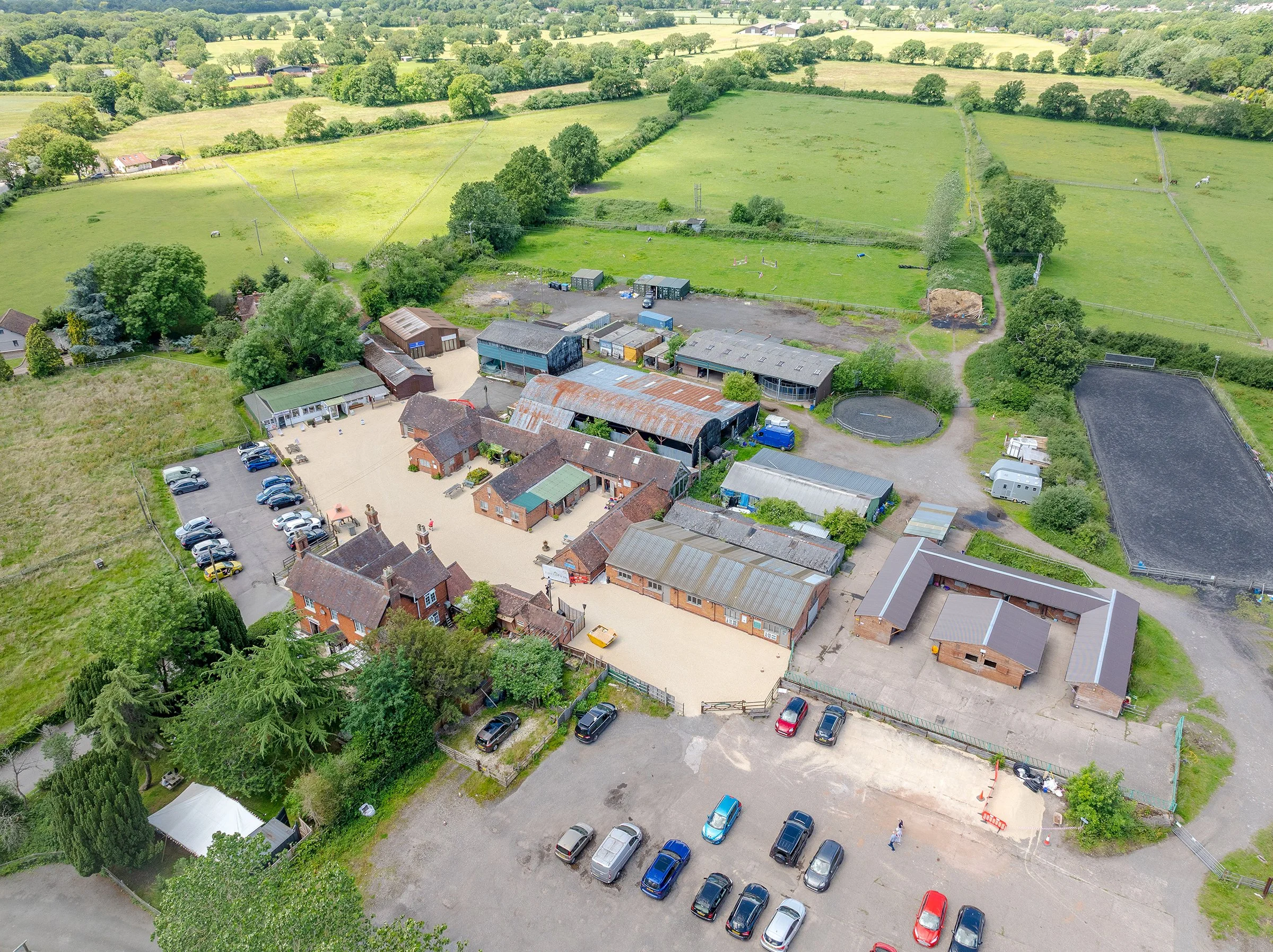 Manor Farm 2nd Vist - by CharlieGeaterPhotography 0506.jpg