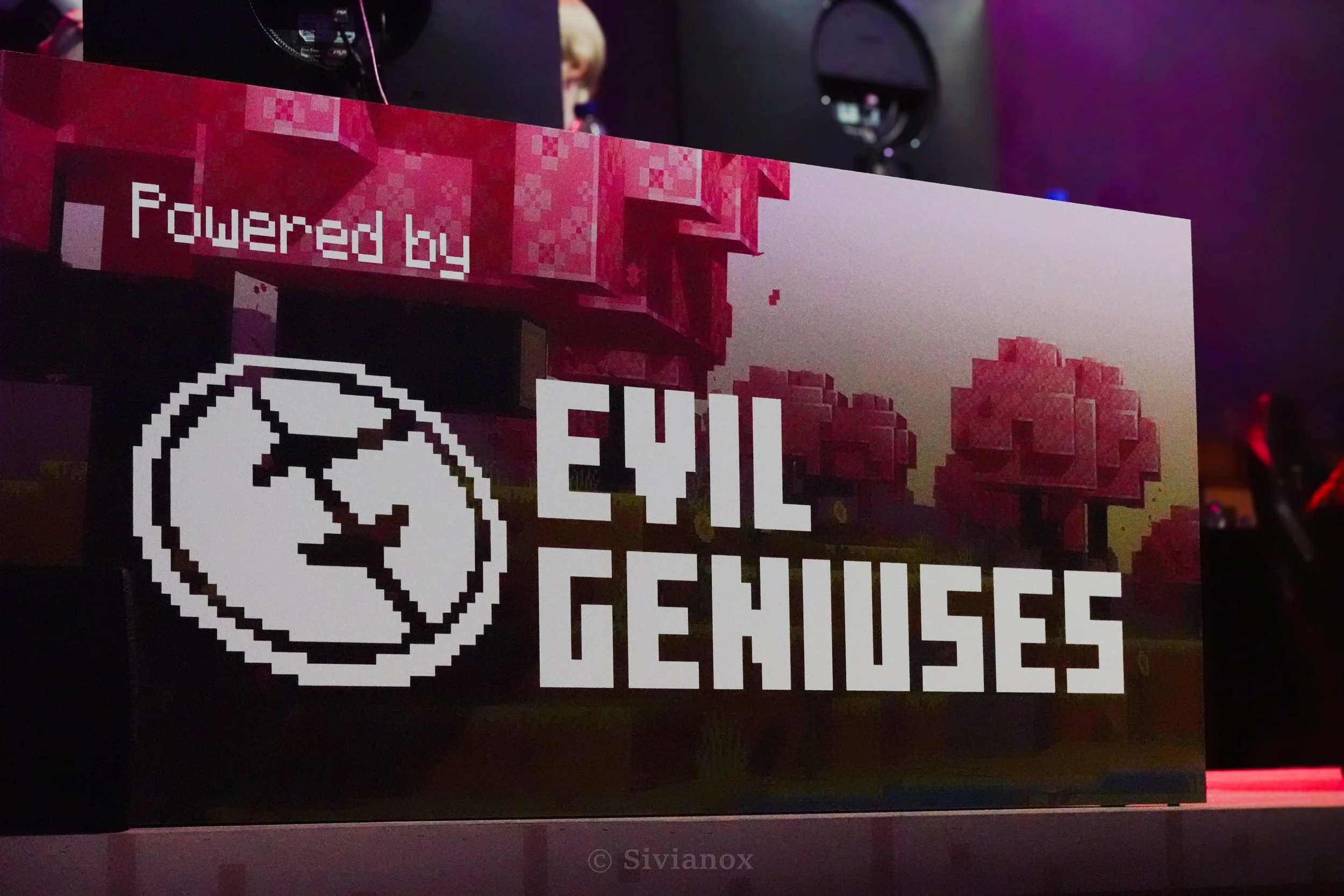 evil geniuses-2.jpg