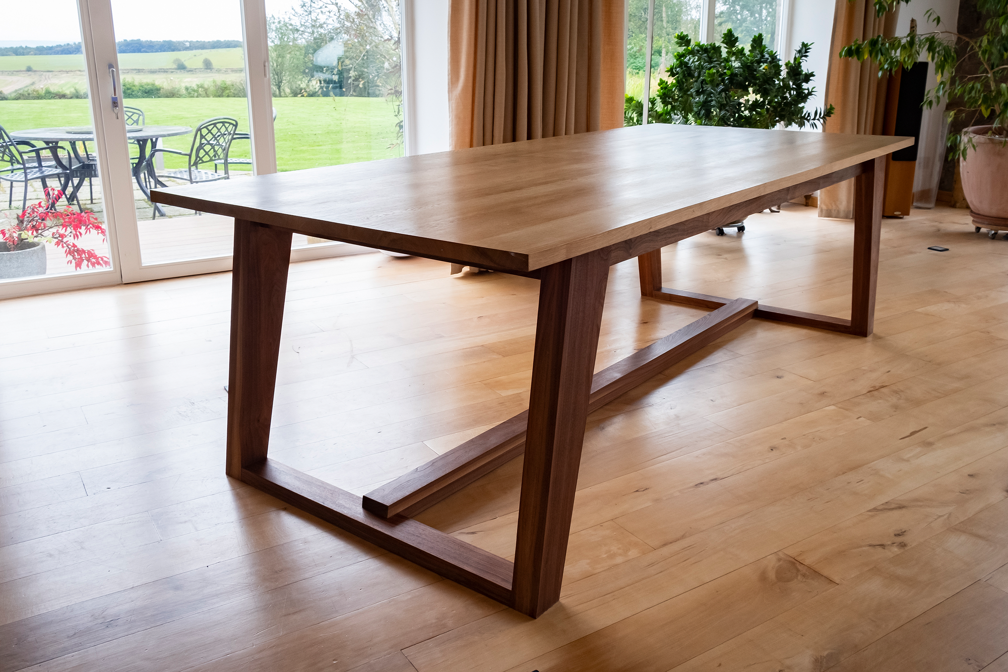 20191007_Adams_furniture_002.png