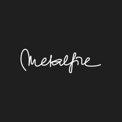 weisses logo von metalfire auf schwarzem hintergrund