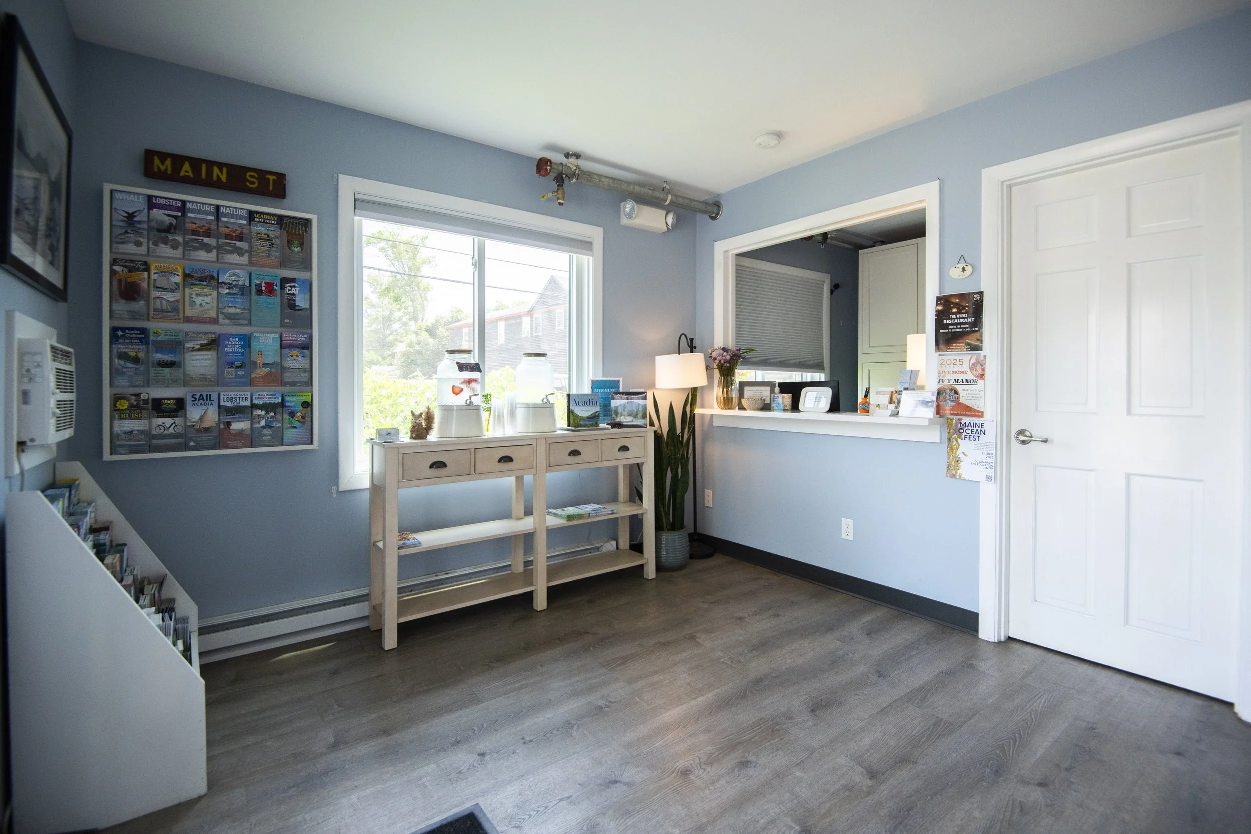 main street motel interior_1.jpg