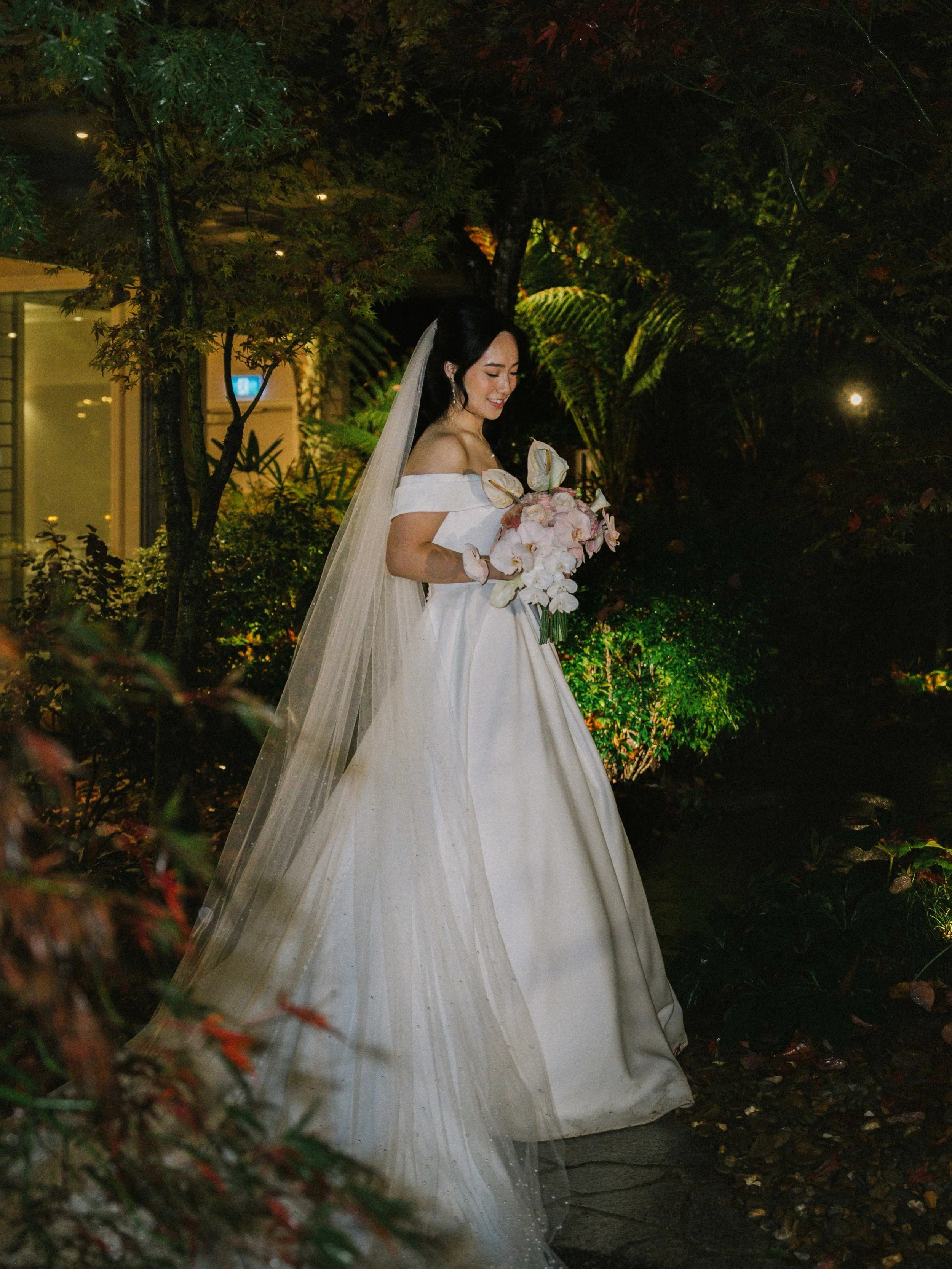 Our favourite frame from R &amp; J&rsquo;s wedding day 🤍

A quiet moment where the bride, blooms and garden setting felt perfectly in harmony.

Soft florals, evening light and a little touch of romance &mdash; one we&rsquo;ll be saving forever ✨

Ve
