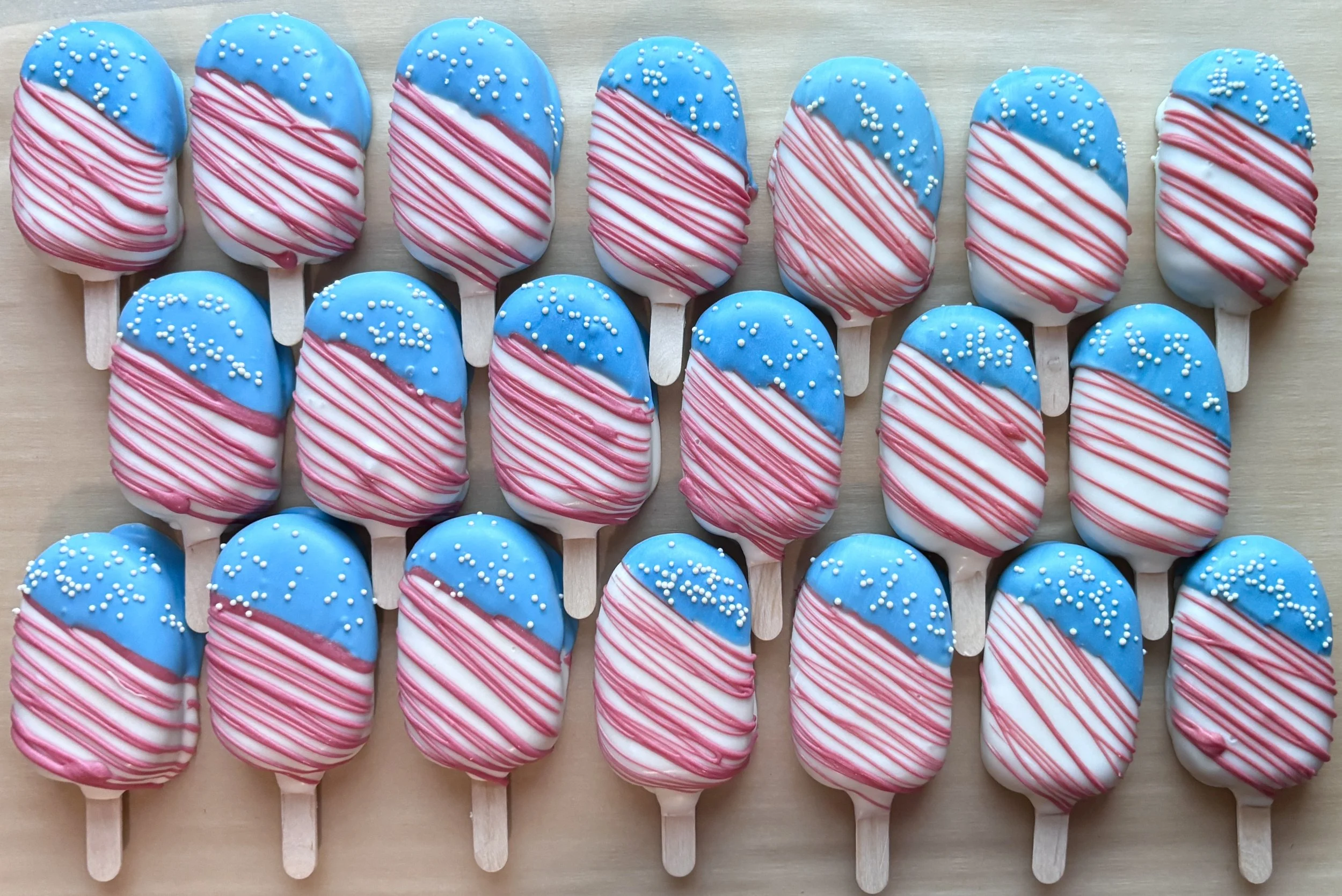 Our 4th of July event Cakepops.