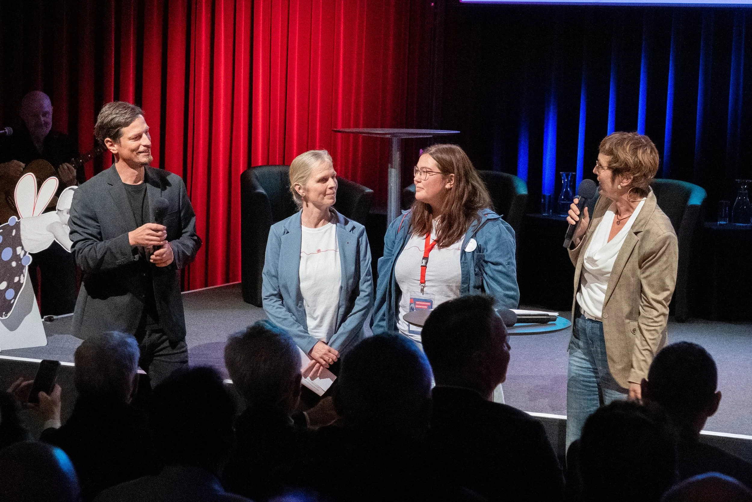 Ausstellungseröffnung zu 100 Jahre Rote Falken / Foto: Florian Gruber