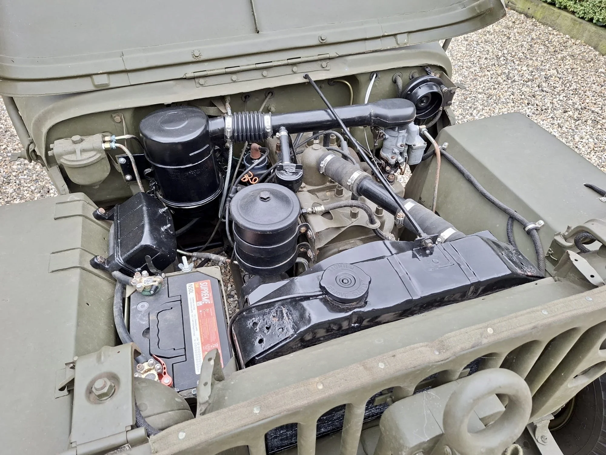 ec9ad1ac-73f0-41bd-80d3-4ad9cbe59963.jpg
