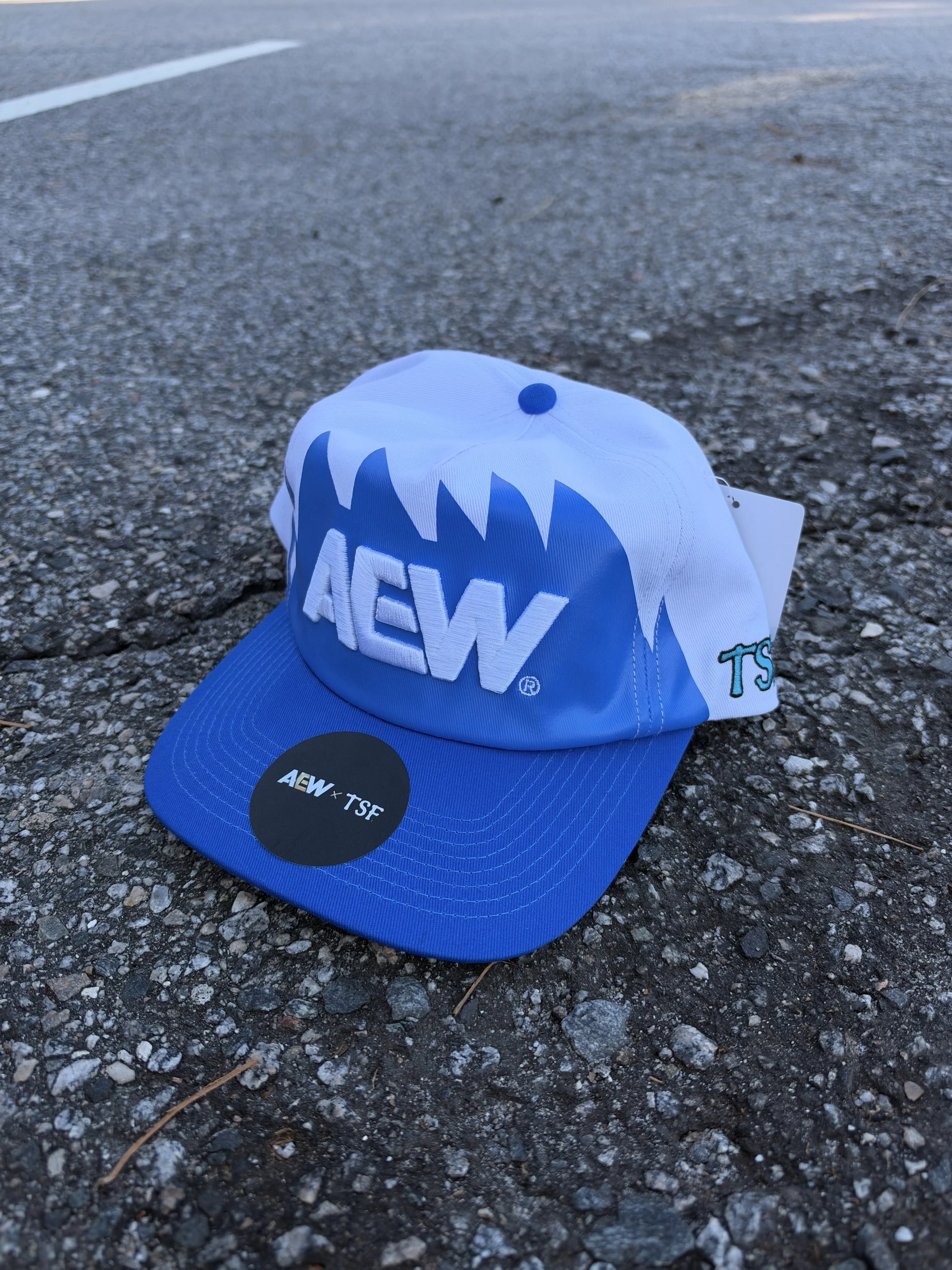 HAT - AEW SHARKTOOTH - Ships November 10th