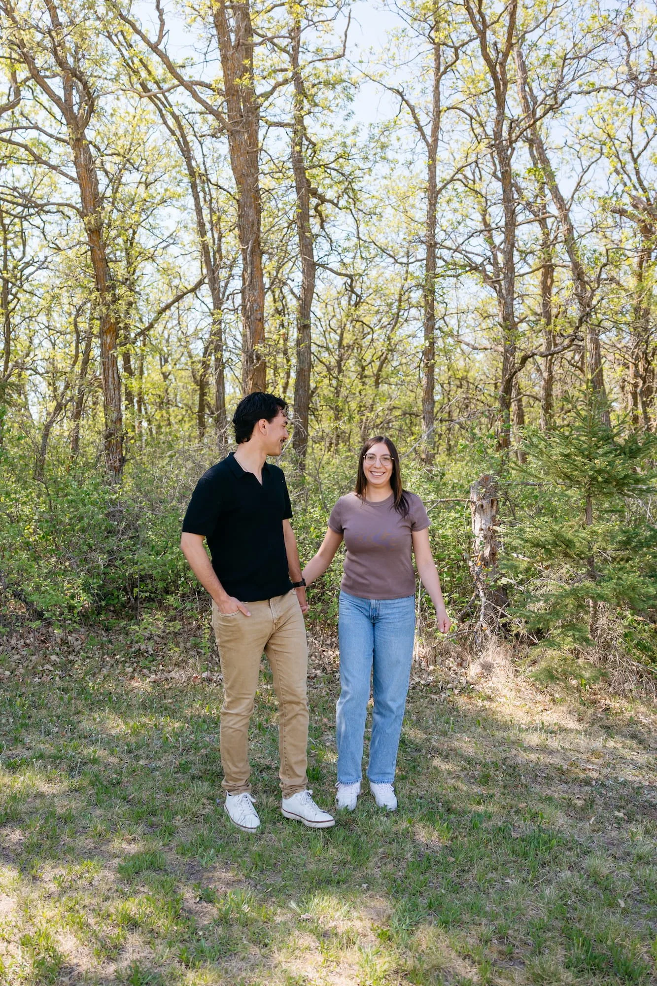 winnipeg-couple-photographer-outdoor-session